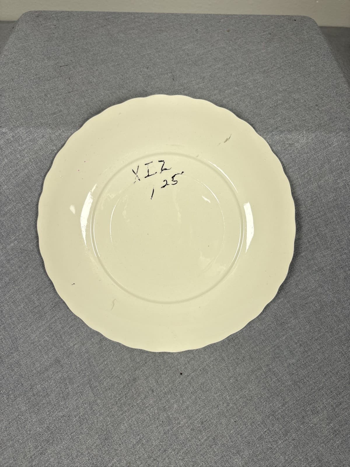 Vintage Montana Souvenir Collector Plate Land of Shining Mountains Gold Trim - Thumbnail 2
