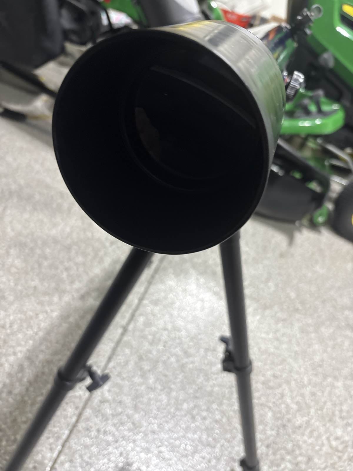 Levenhuk Strike 80 NG Refractor Telescope w/ 3x Barlow & HR20mm Eyepiece - Thumbnail 4