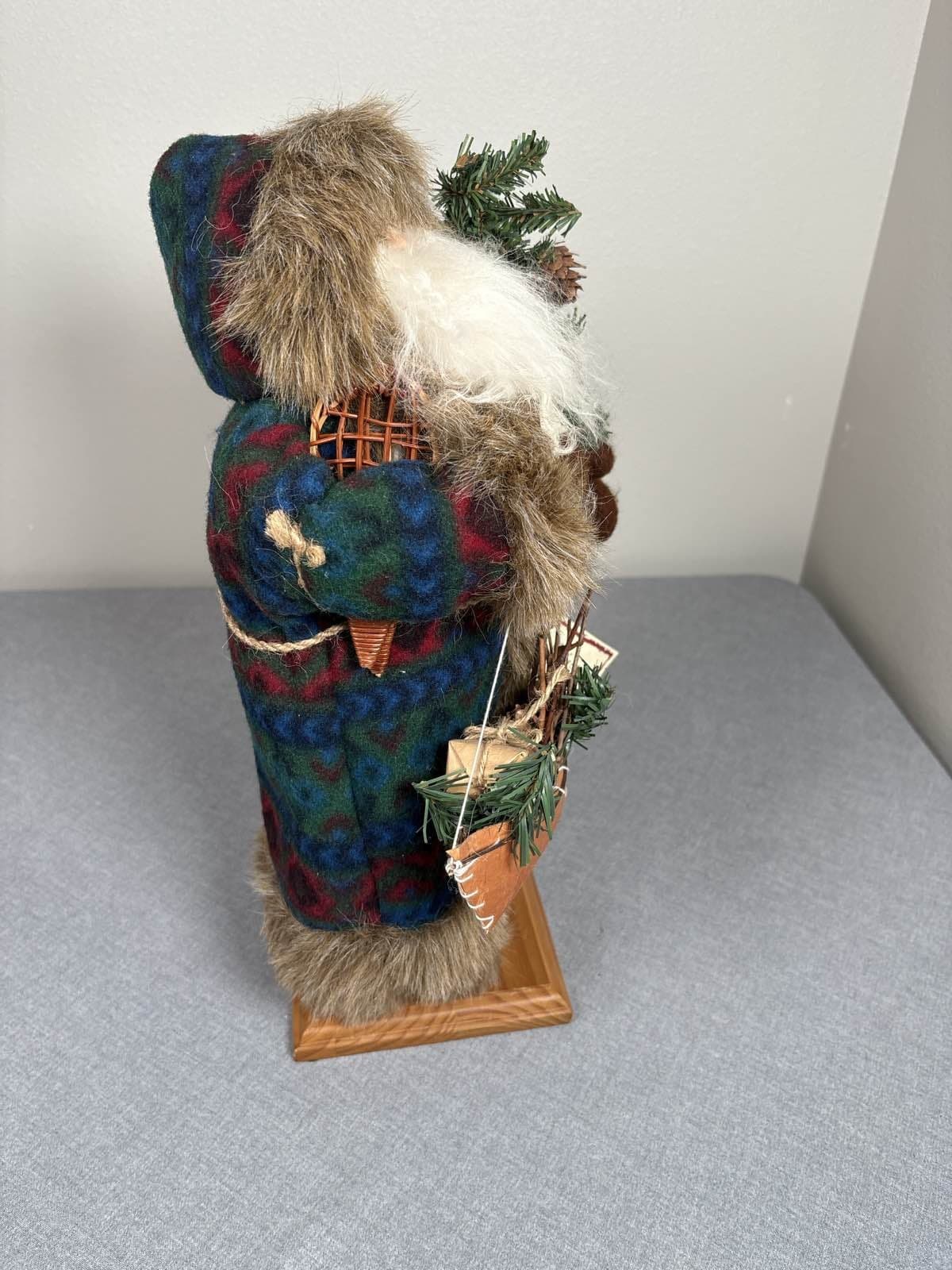Large St. Nicholas Square Spirit of Santa Woodland 17" Canoe & Tree NWT - Thumbnail 4