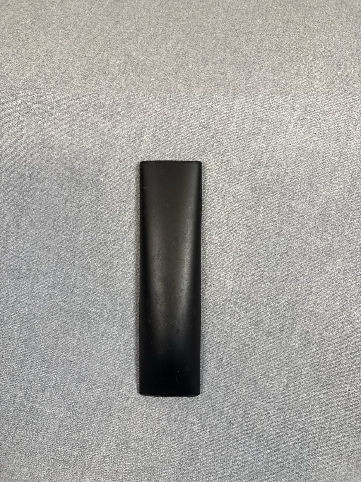 XRT136 Remote for Vizio Smart TV Vudu Netflix Hulu Redbox Xumo 6 App Keys - Thumbnail 2
