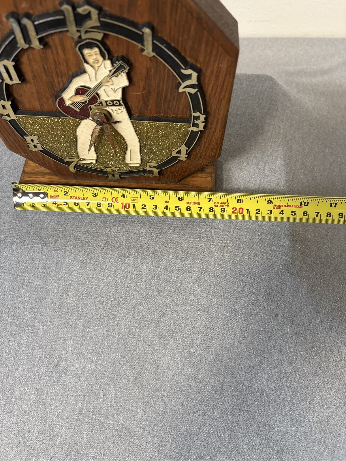 Elvis Presley Wooden Clock Rockabilly Guitar Rock Decor - Thumbnail 4