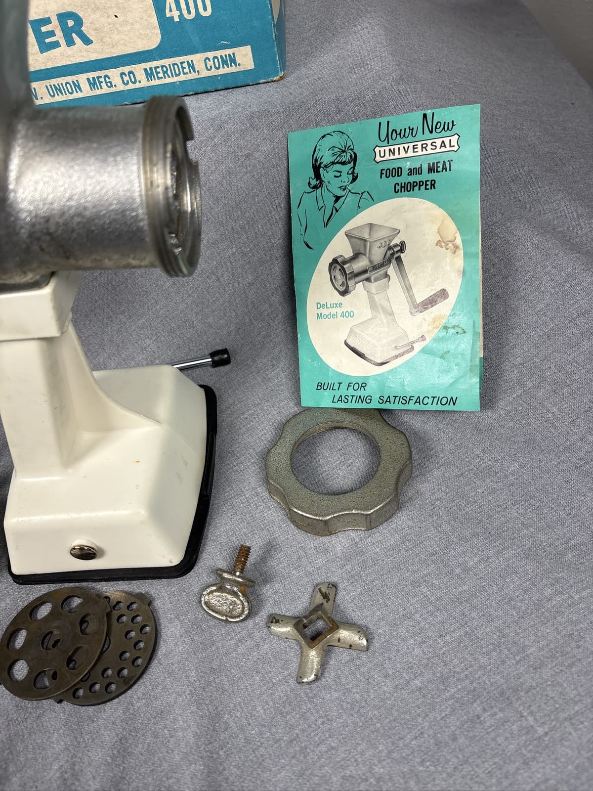 Vintage Universal Suction Base Food and Meat Chopper No 400 Including Packaging - Thumbnail 3