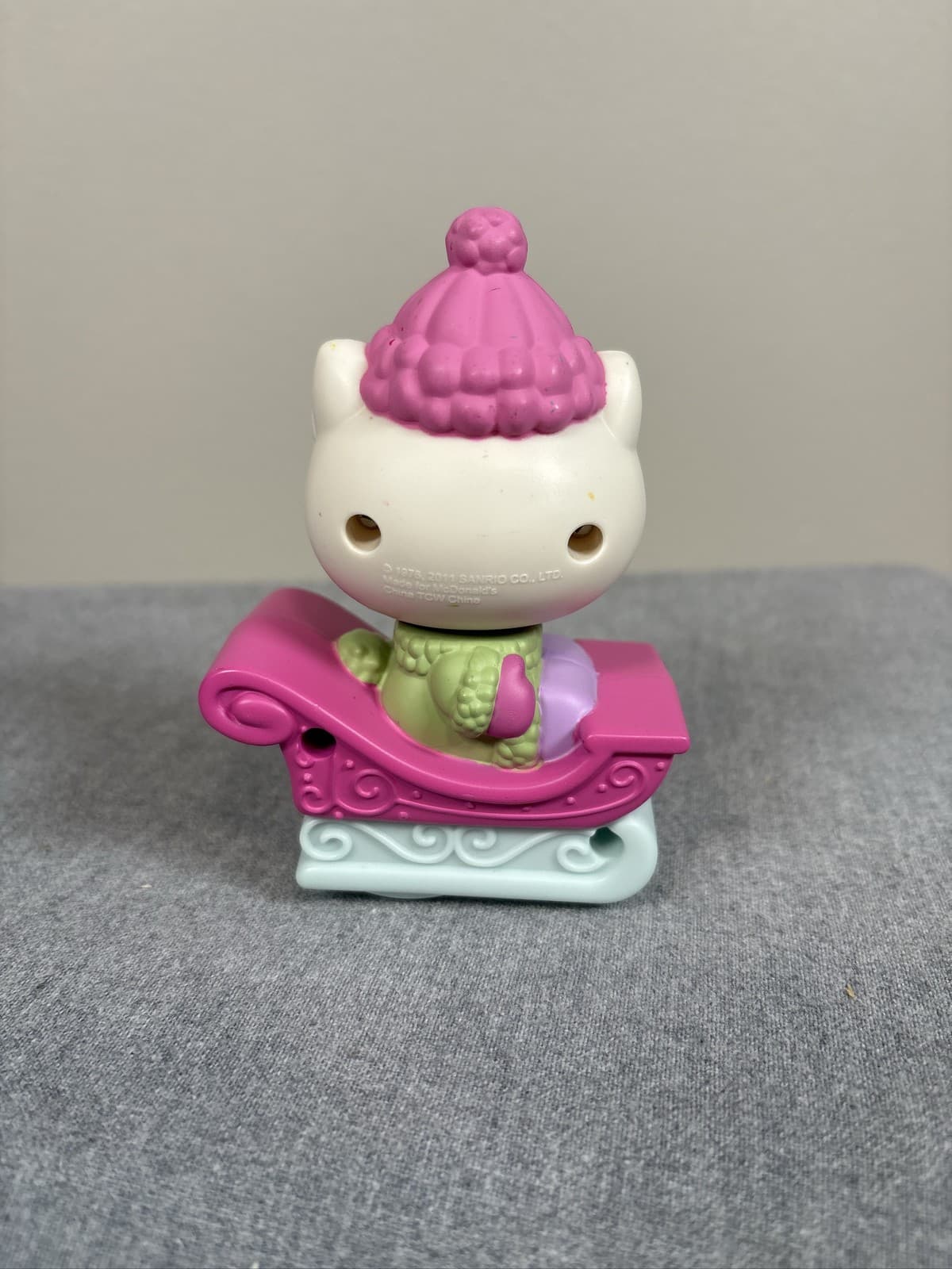 Hello Kitty McDonald's 2011 Sleigh Ride Toy - Thumbnail 2