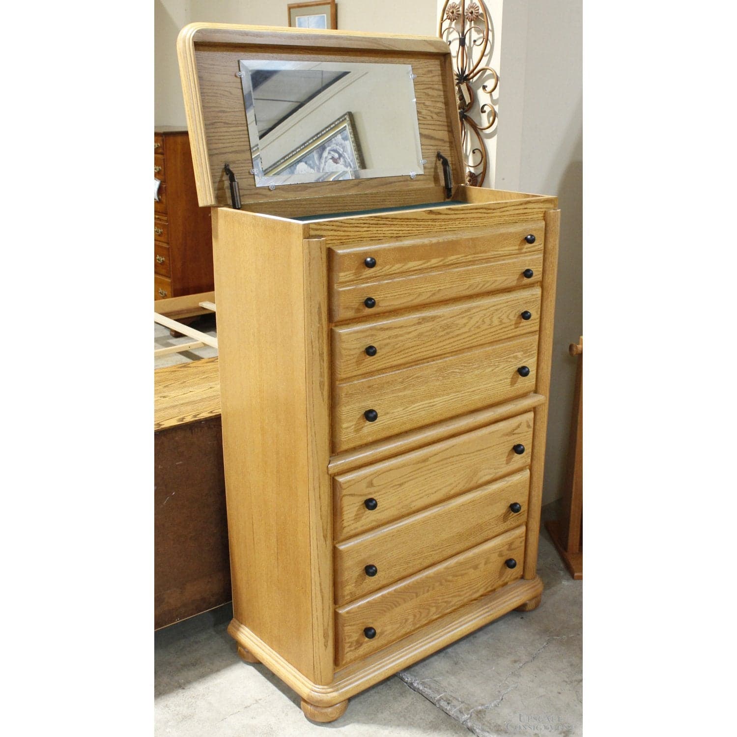 Arbek Oak Chest of Drawers - Thumbnail 3