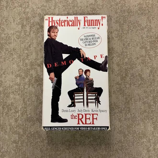 The Ref (VHS, 1994) - Thumbnail 4