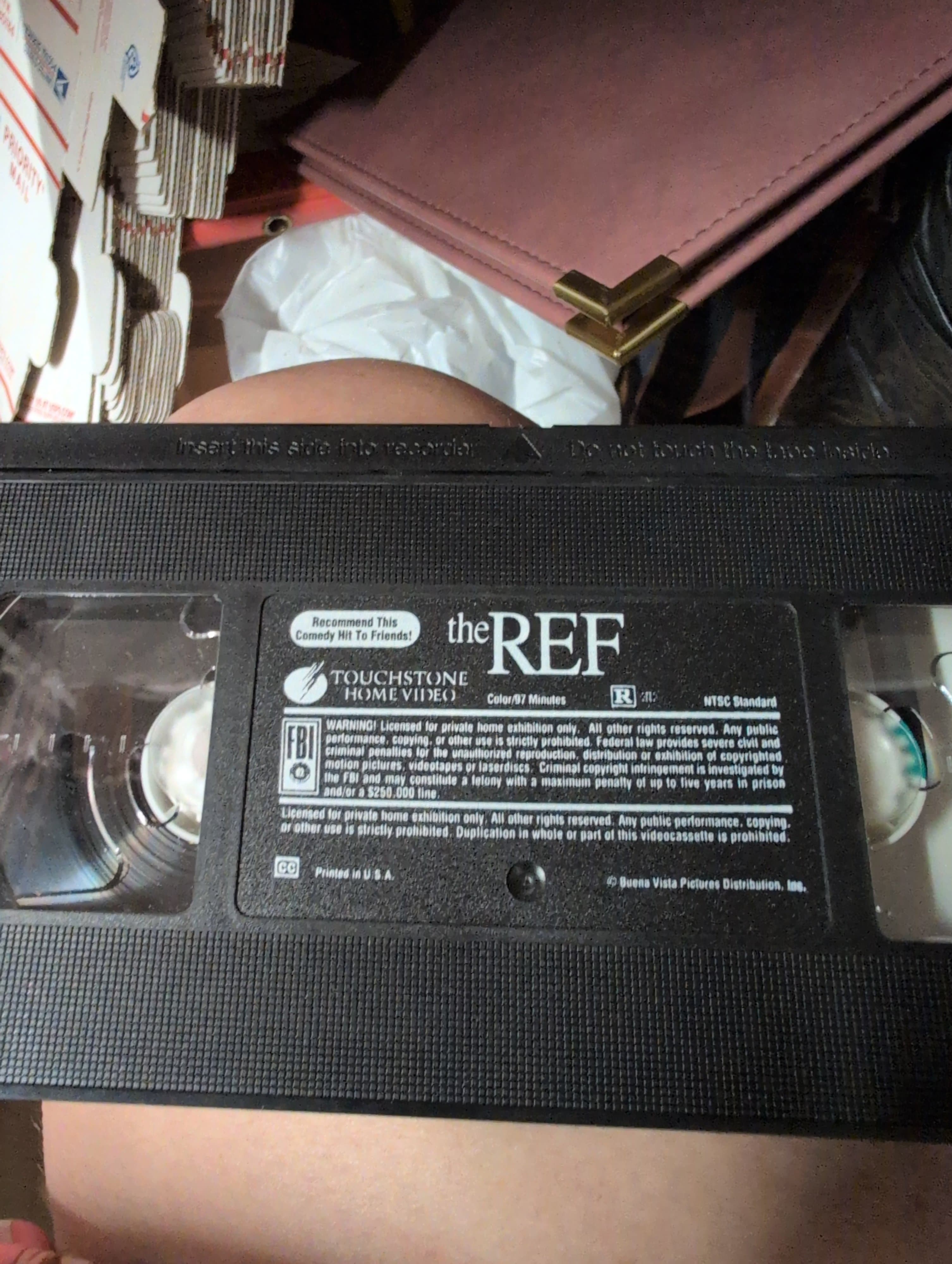 The Ref (VHS, 1994) - Thumbnail 7