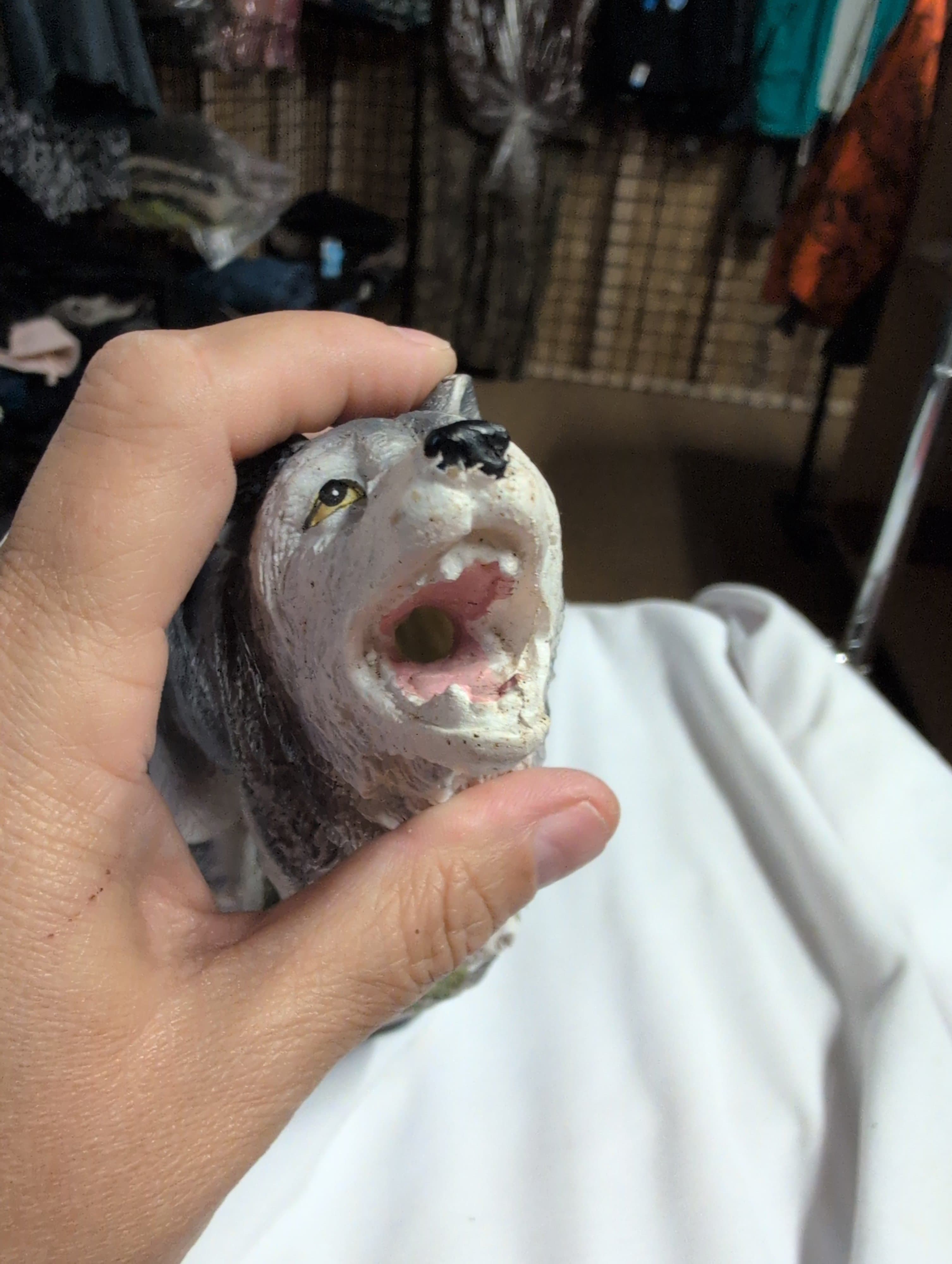 Wolf Figurine Howling on Rock Decorative Sculpture incense burner for the pods - Thumbnail 2