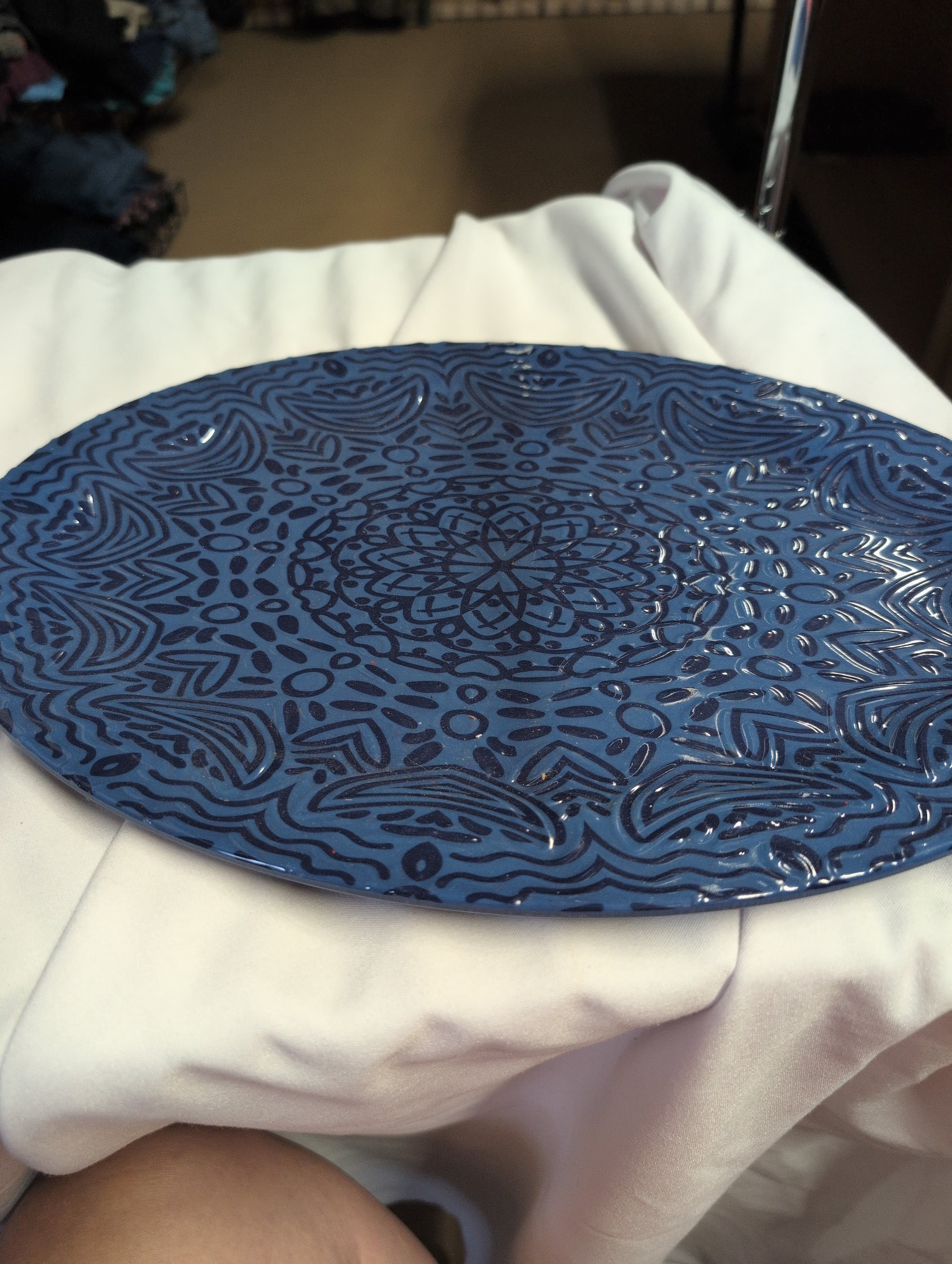 Decorative Blue Ceramic Plate with Intricate Pattern