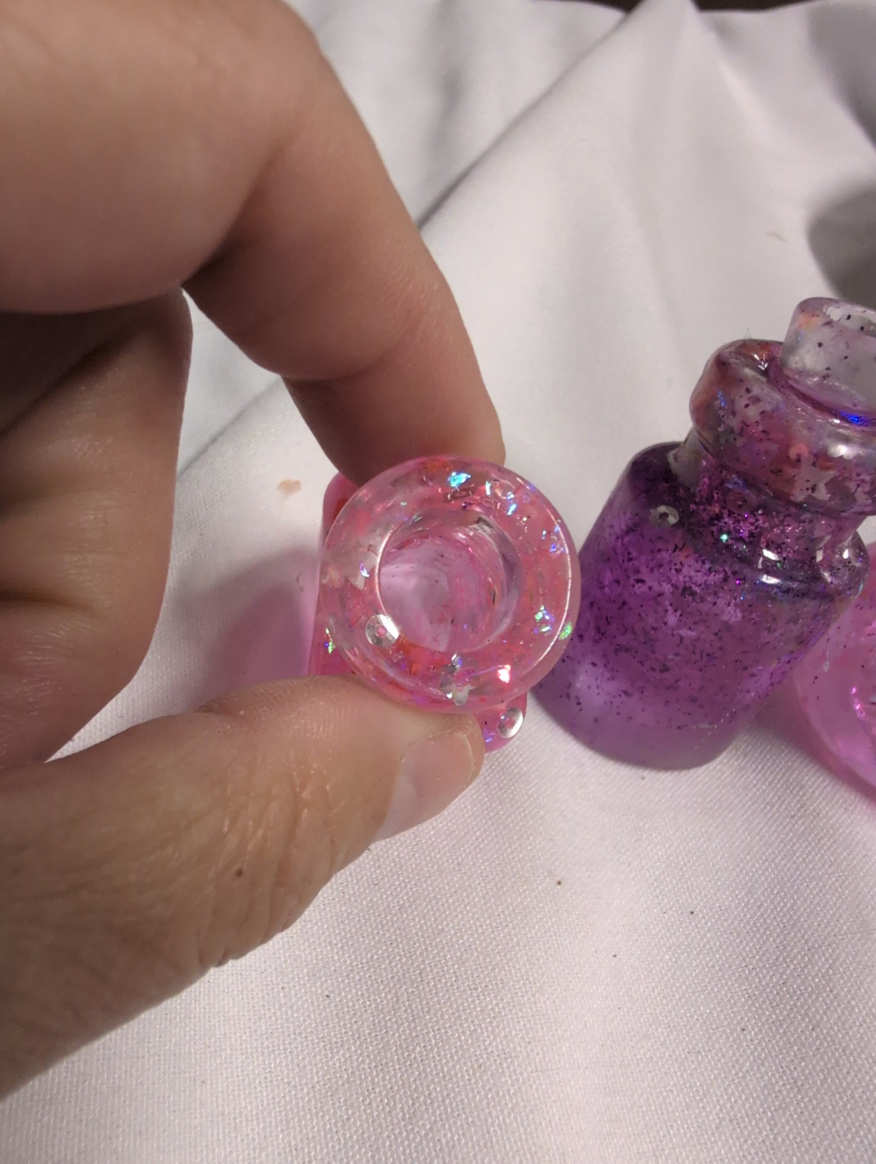 Set of 3 Decorative Glitter resin Bottles - Thumbnail 2