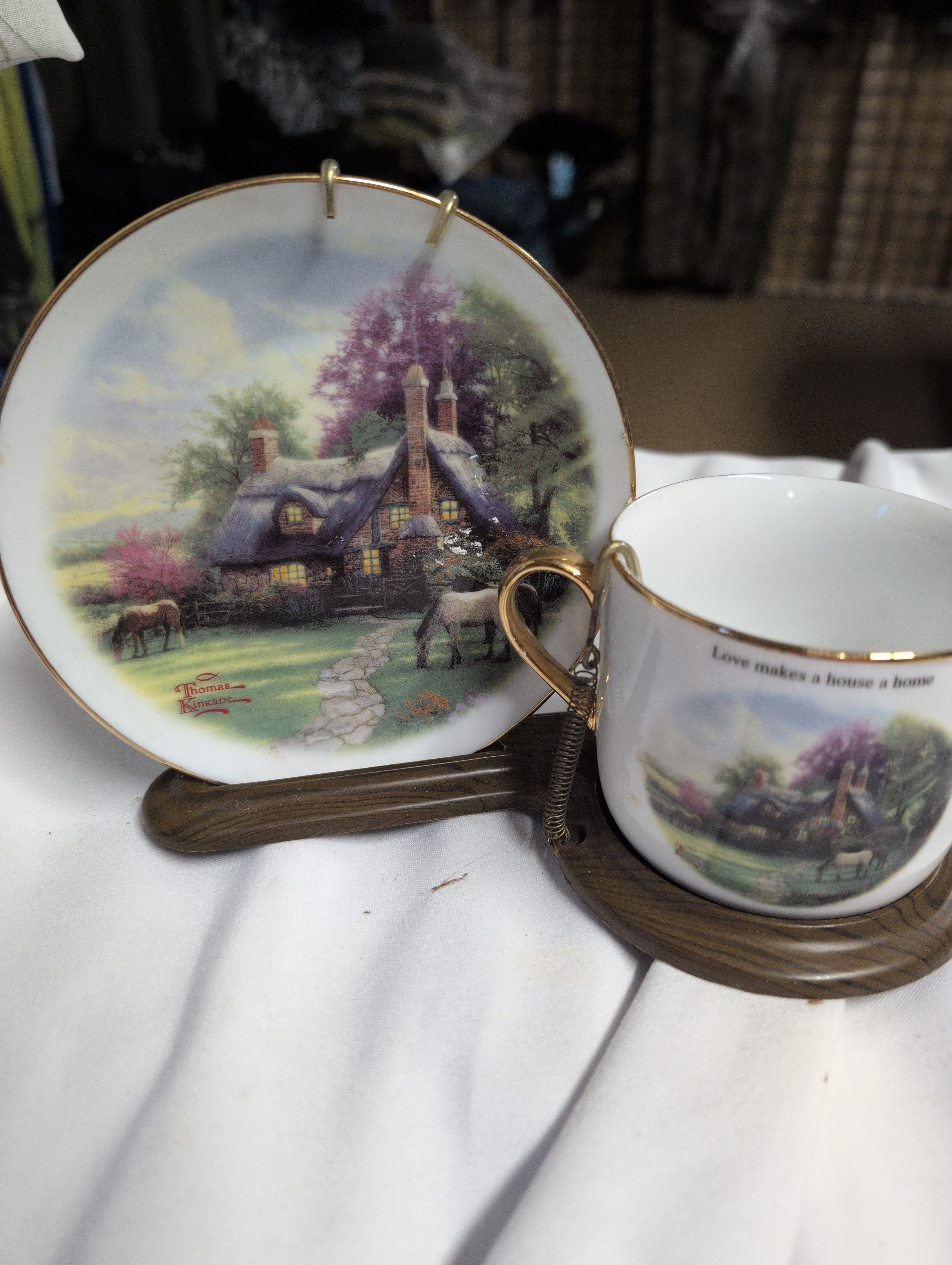 Thomas Kinkade Decorative Plate and Mug Set
