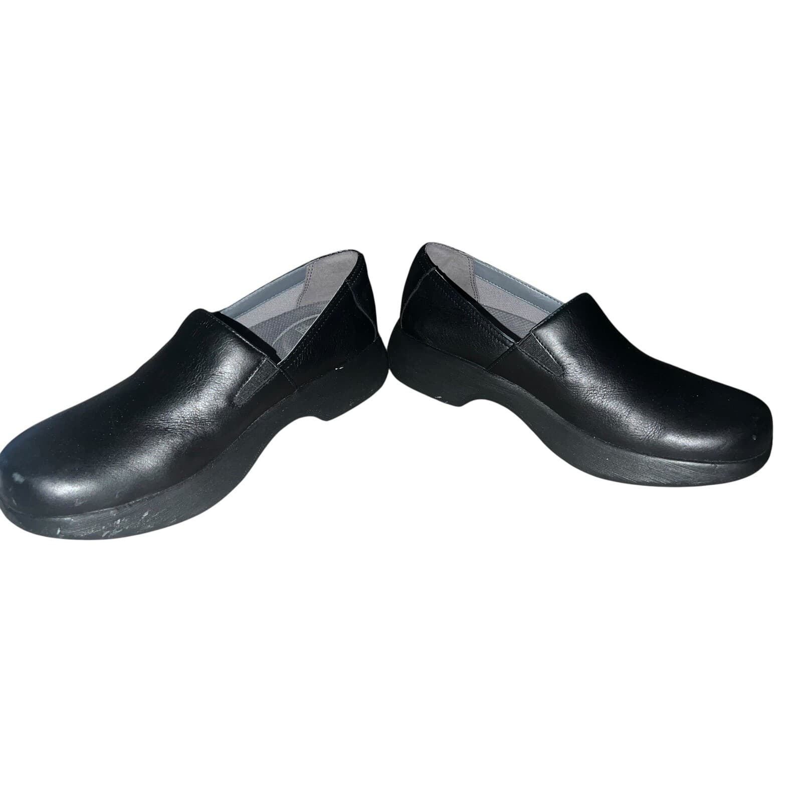 Dansko Jane Clog, black leather slip on work shoe, size 39 8.5 - 9 Minimalist - Thumbnail 4