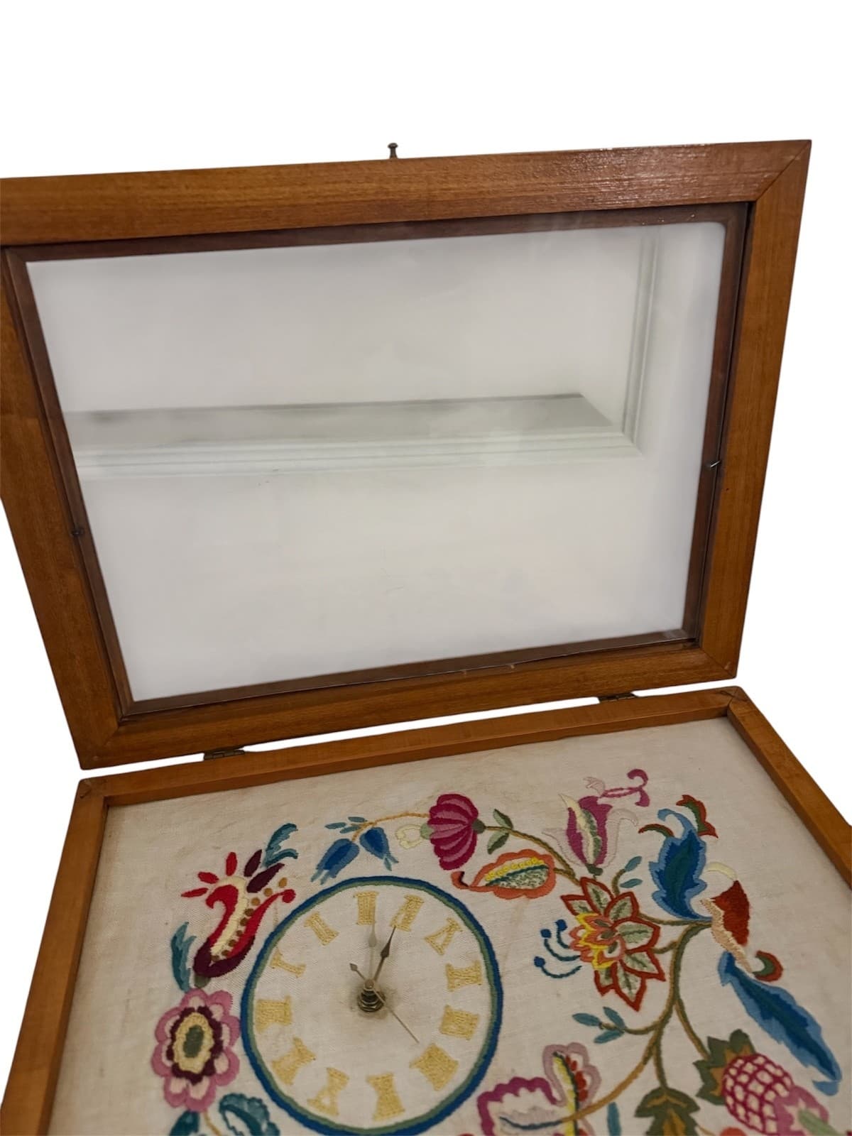 Vintage Folk Art Embroidered Wall Clock - Thumbnail 7