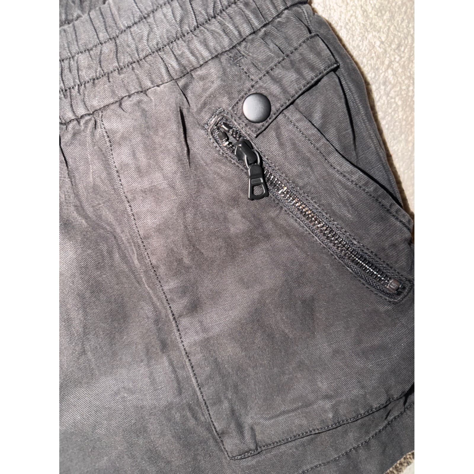 ALICE + OLIVIA High Waist Black Shorts sz s minimalist designer - Thumbnail 10
