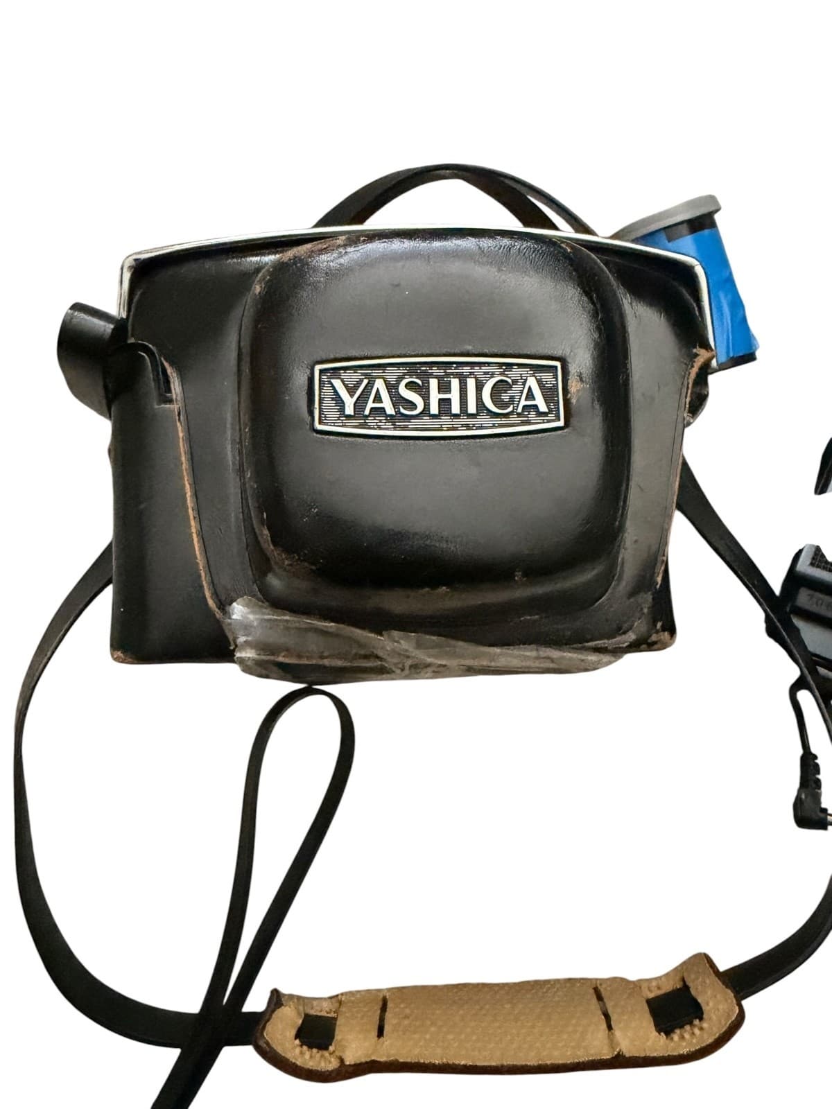 Vtg Yashica Lynx 5000E 35mm Flash, Case & Charger Retro - Thumbnail 8