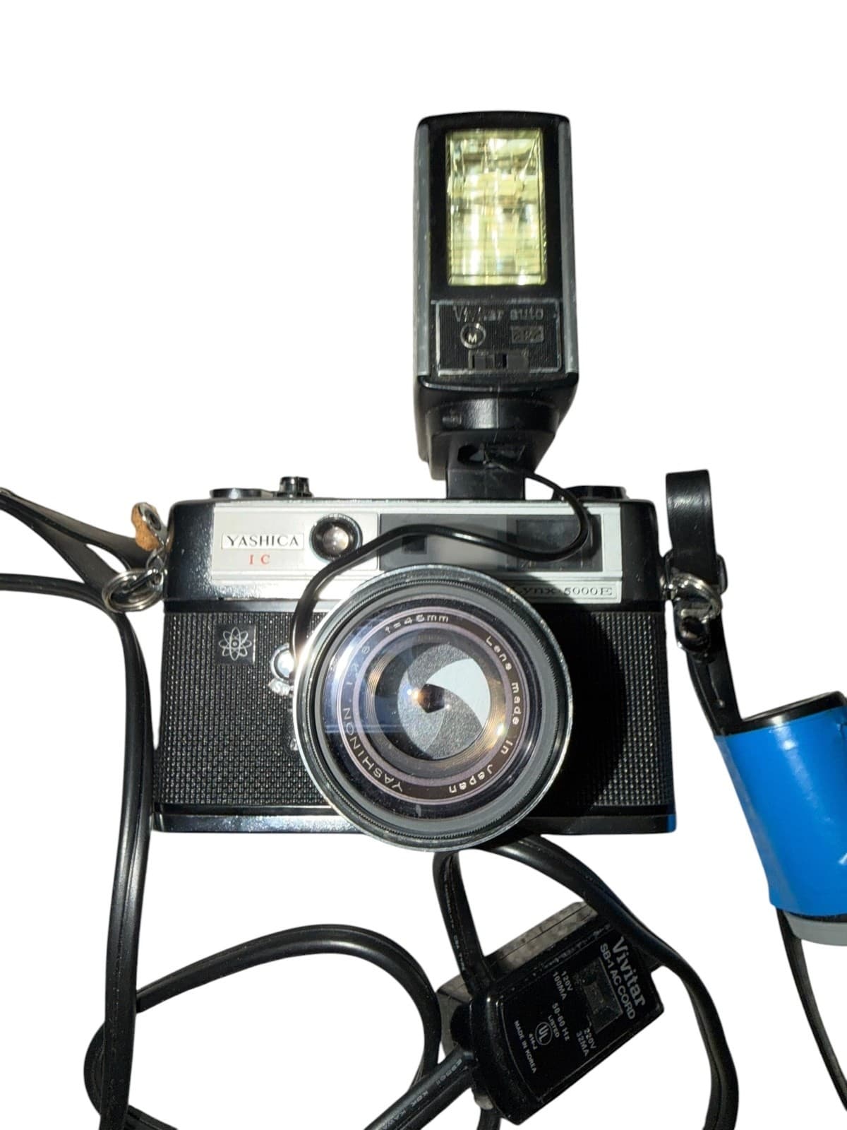 Vtg Yashica Lynx 5000E 35mm Flash, Case & Charger Retro - Thumbnail 2