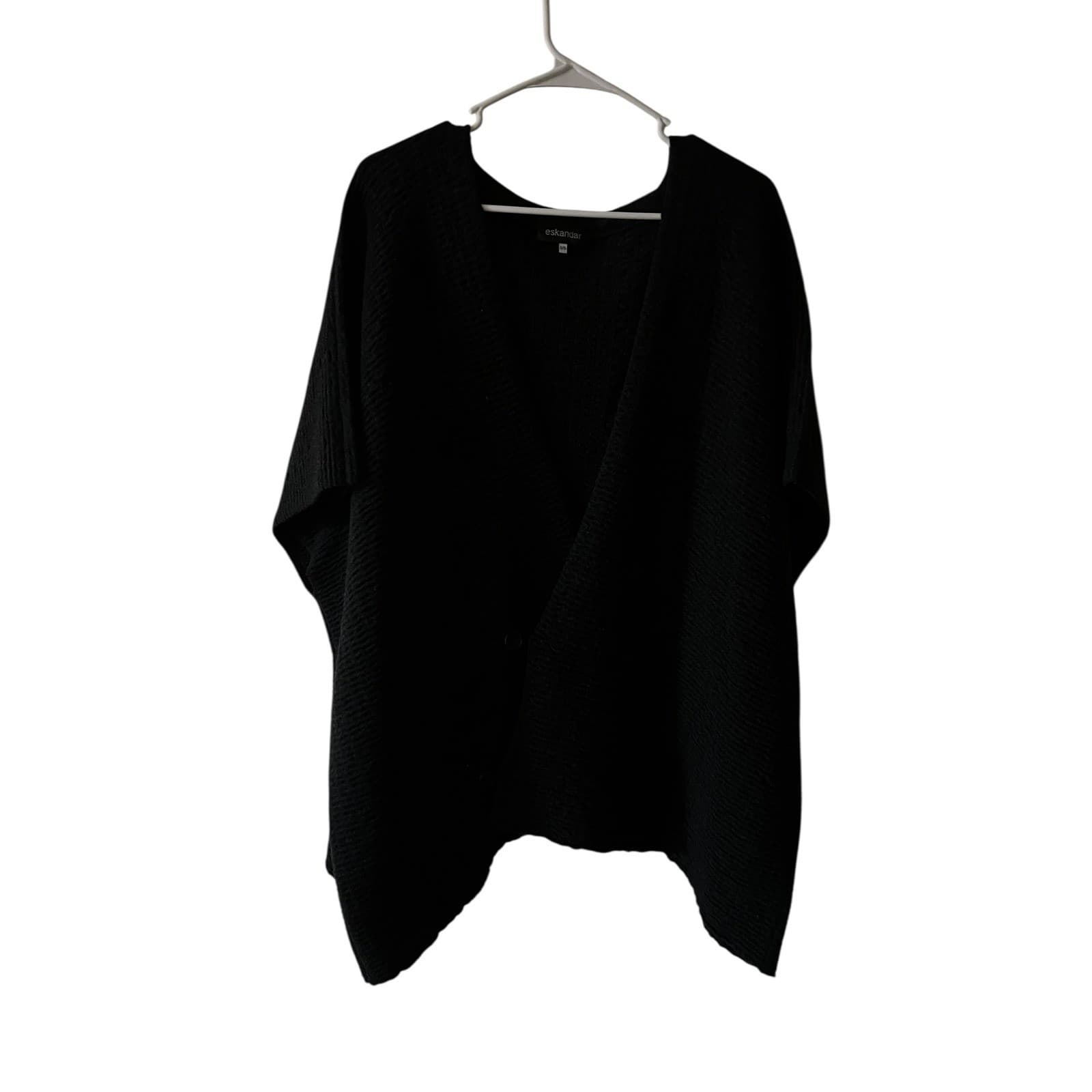 eskandar Cashmere Sleeveless Knit Cardigan Black Grey OS | Luxury Minimalist - Thumbnail 2