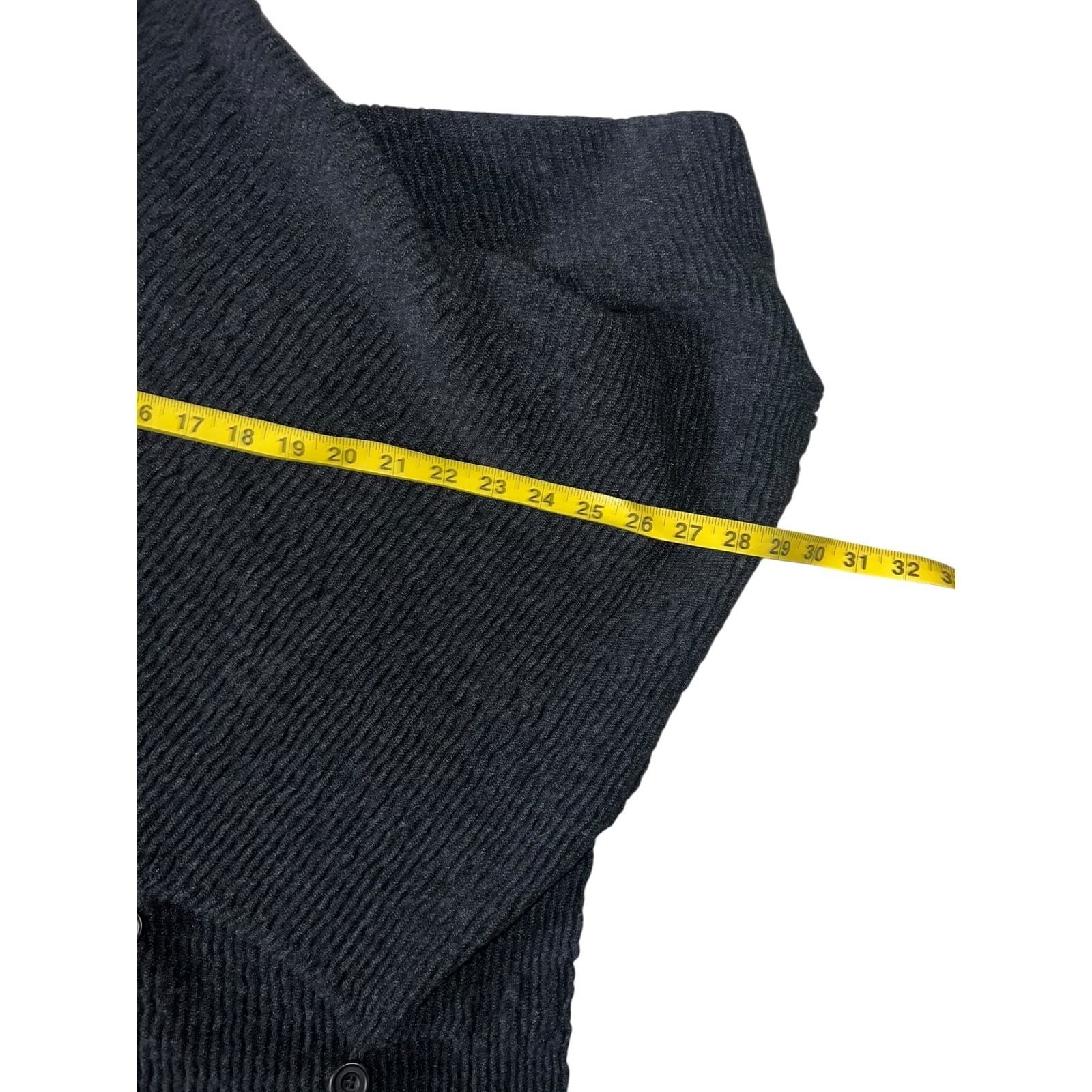 eskandar Cashmere Sleeveless Knit Cardigan Black Grey OS | Luxury Minimalist - Thumbnail 5