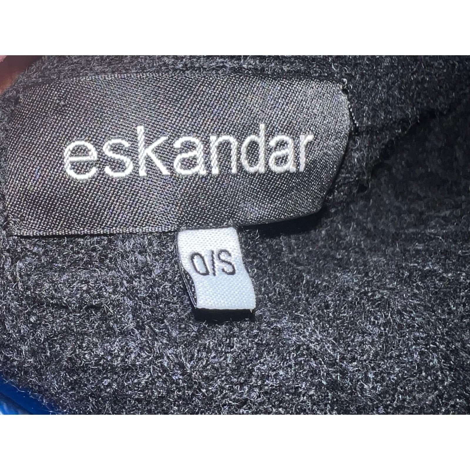 eskandar Cashmere Sleeveless Knit Cardigan Black Grey OS | Luxury Minimalist - Thumbnail 9