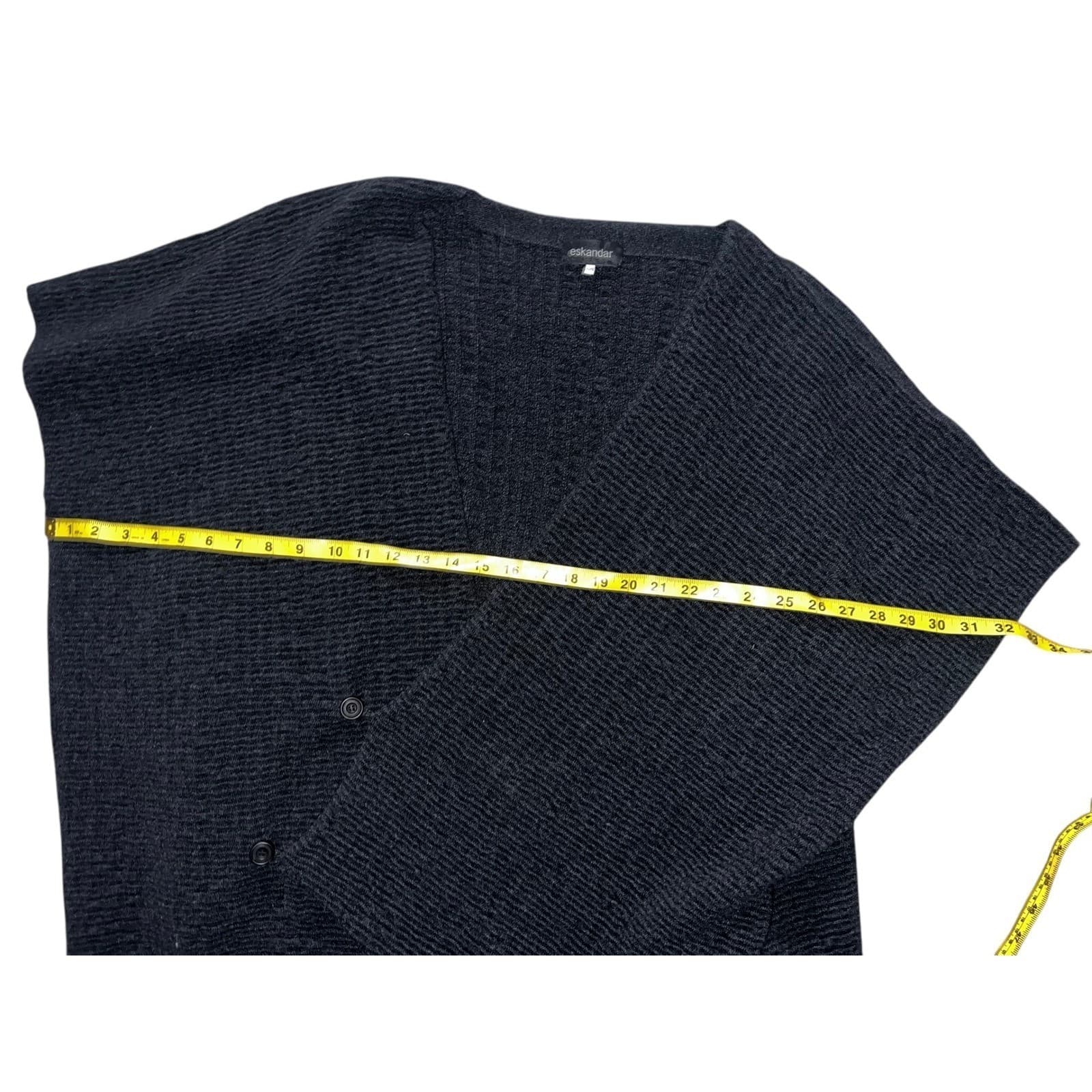 eskandar Cashmere Sleeveless Knit Cardigan Black Grey OS | Luxury Minimalist - Thumbnail 6