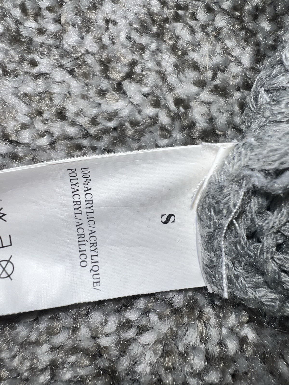 wild flower sweater Size Small Gray V Neck Ribbed Cubbed Comfy Dark Academica - Thumbnail 5