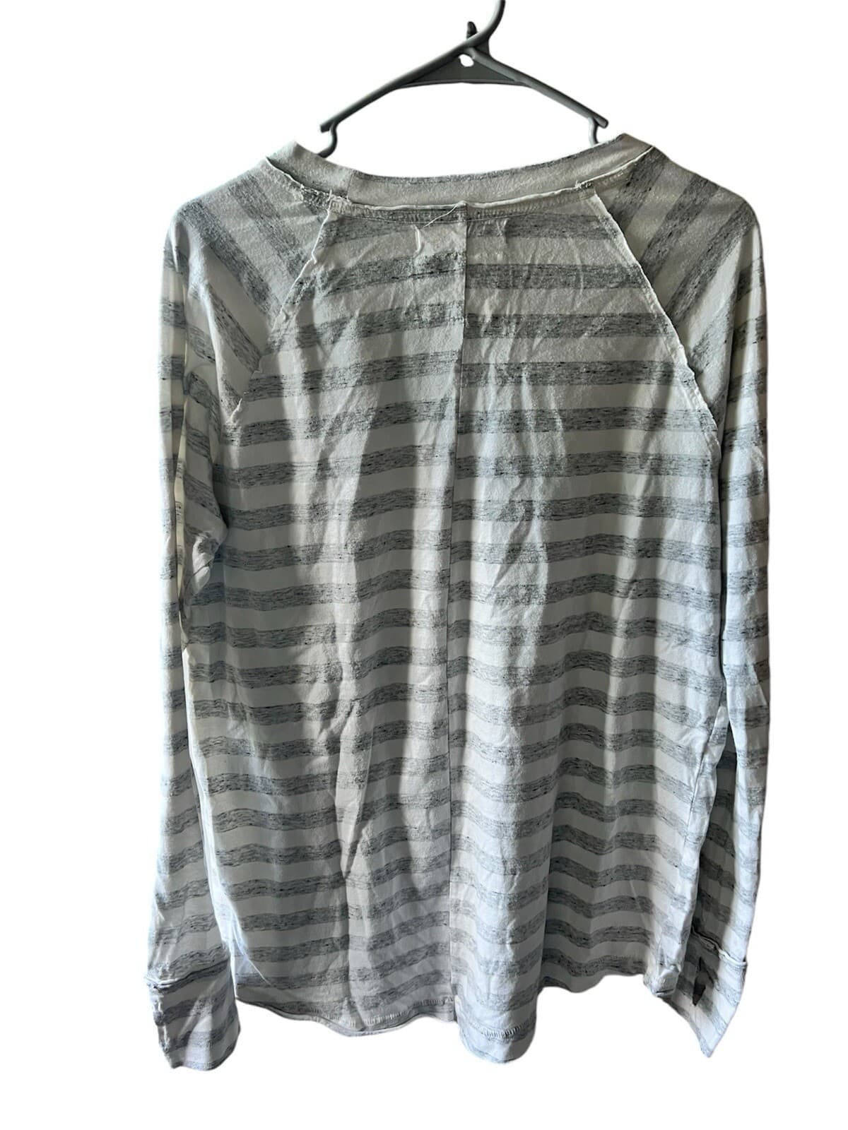 WE The Free- Size Xs Long Sleeve Striped bohemian Boho Crew Neck gray & white - Thumbnail 2