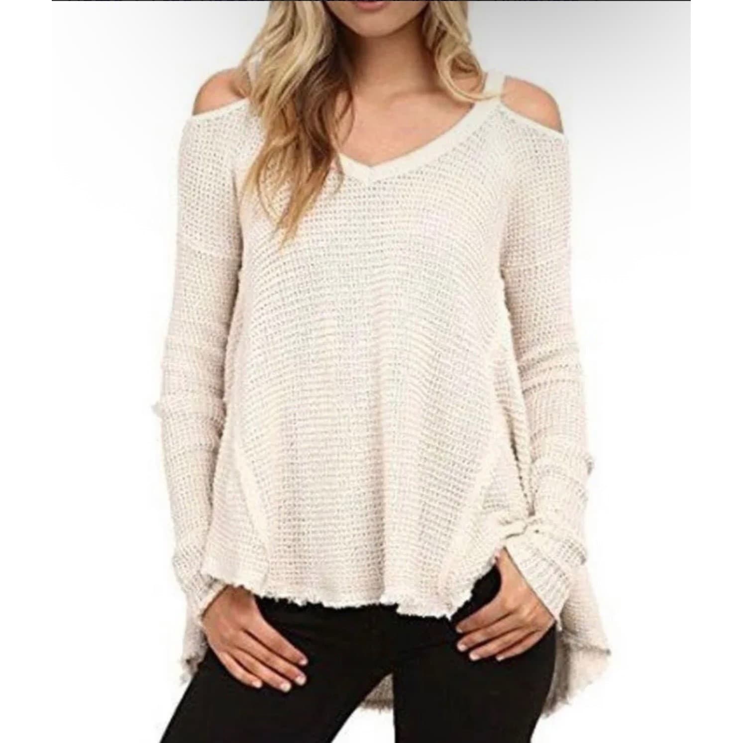 Free People Cold Shoulder Honeycomb Knit Fringed off white sz m boho bohemian - Thumbnail 2