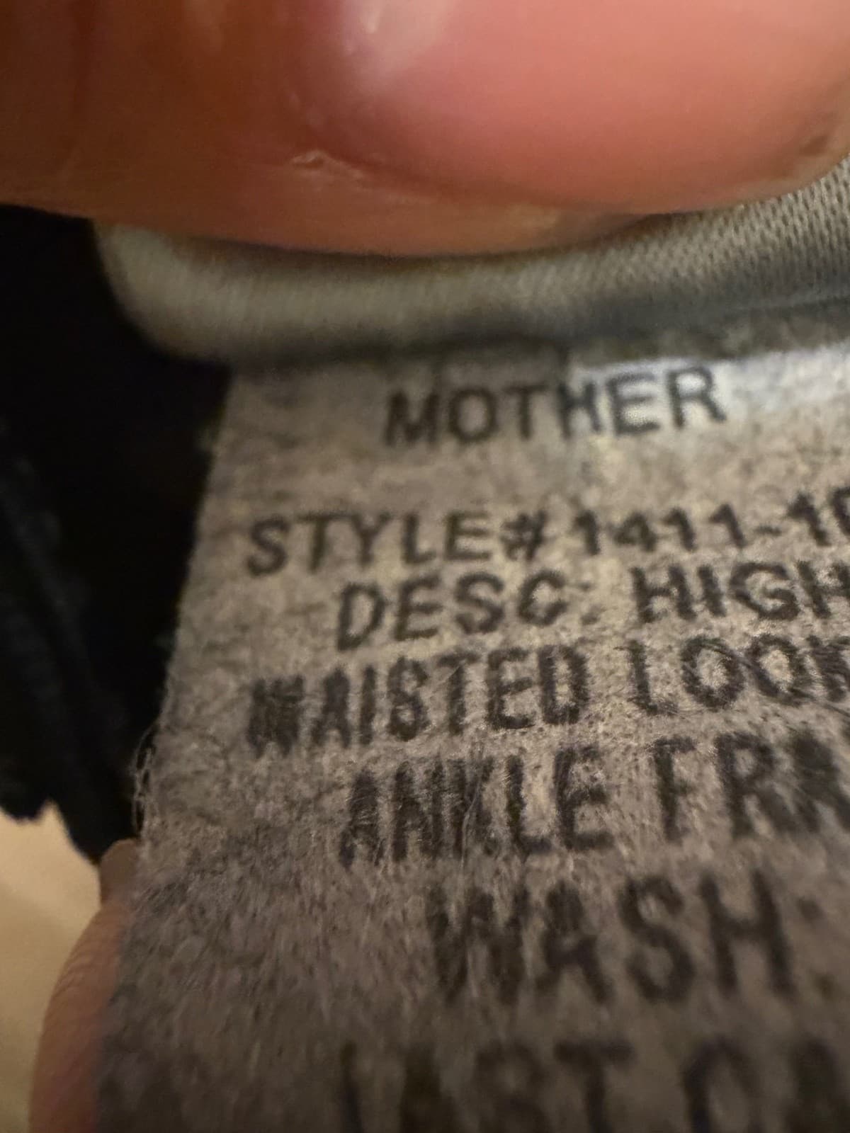 MOTHER Looker Ankle Fray Last Call Sz 27 High Waist - Thumbnail 7