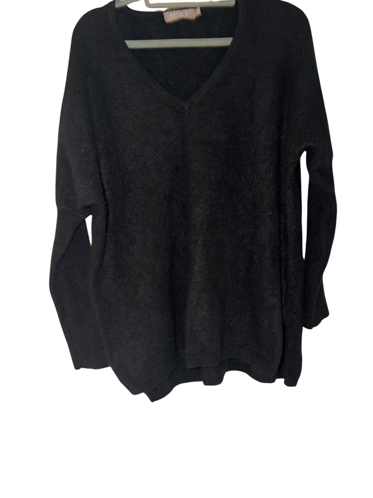 Brodie Cashmere Black V-Neck Sweater Sz M Luxury Minimalist - Thumbnail 3
