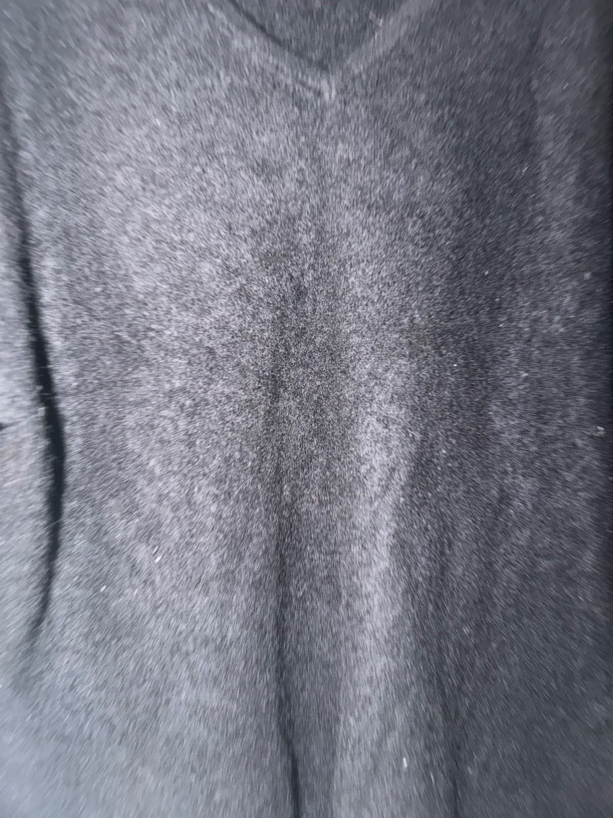 Brodie Cashmere Black V-Neck Sweater Sz M Luxury Minimalist - Thumbnail 4