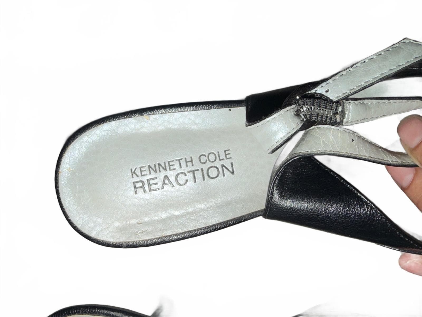Kenneth Cole Black Slingback Kitten Heels Sz 7 Pointed Toe - Thumbnail 3