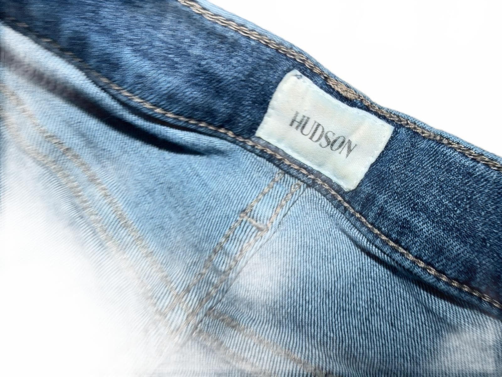 Hudson Natalie Mid-Rise Crop Enchantress Sz 26 Designer - Thumbnail 6