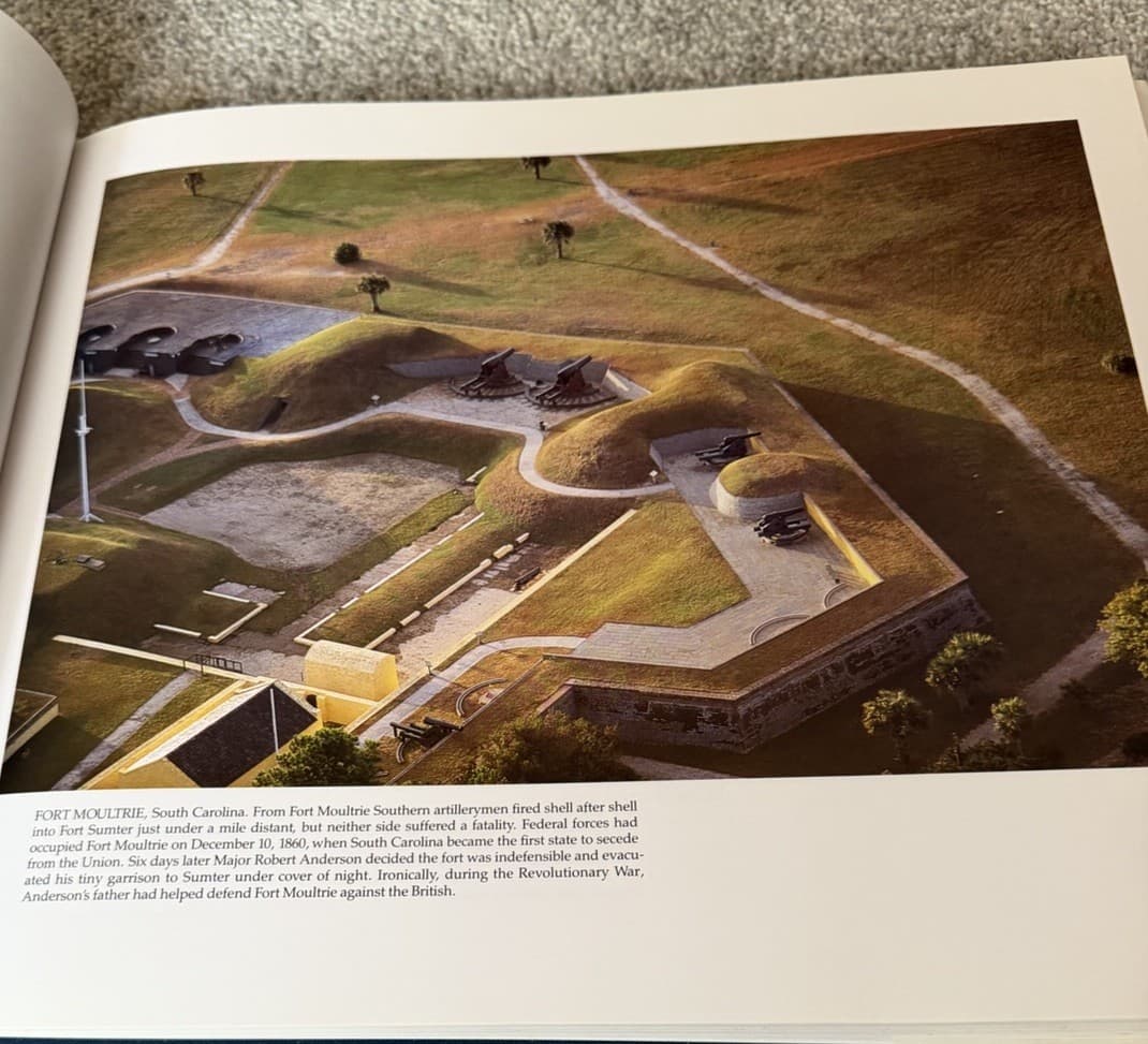Distant Thunder: A Photographic Essay on the American Civil War — First Edition - Thumbnail 4