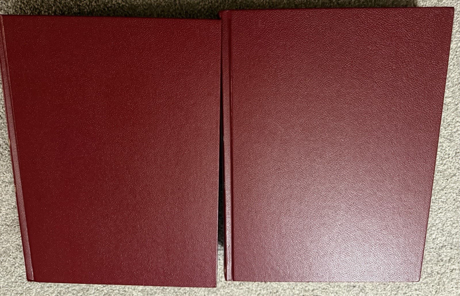 Funk & Wagnalls Dictionary Comprehensive Edition Red Hardcover 2‑Book Set - Thumbnail 8