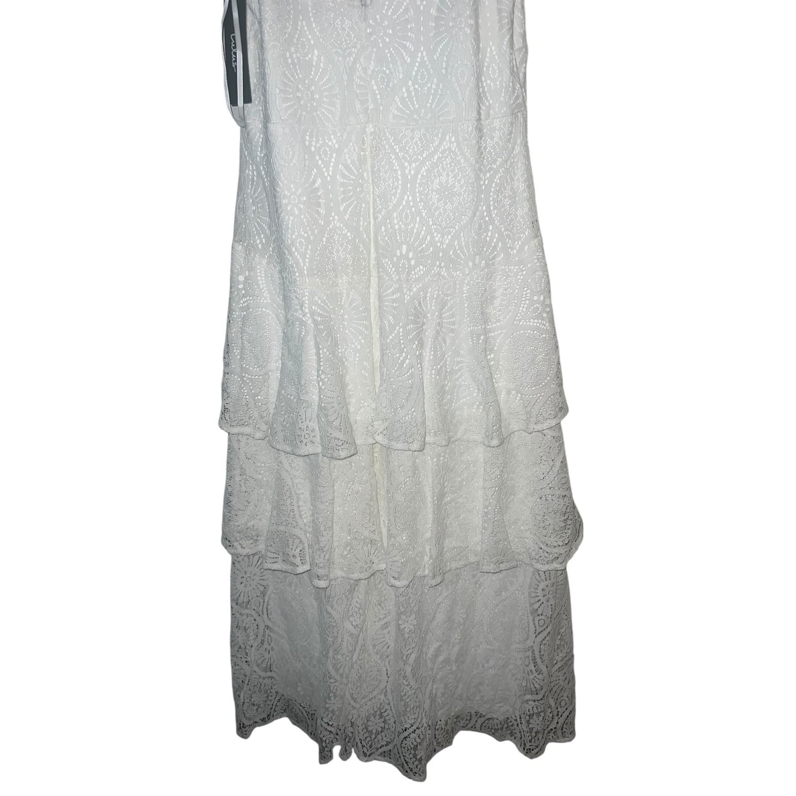 Lulus white plunge dress sz l lace tiered elegant avant garde castal nwt - Thumbnail 3