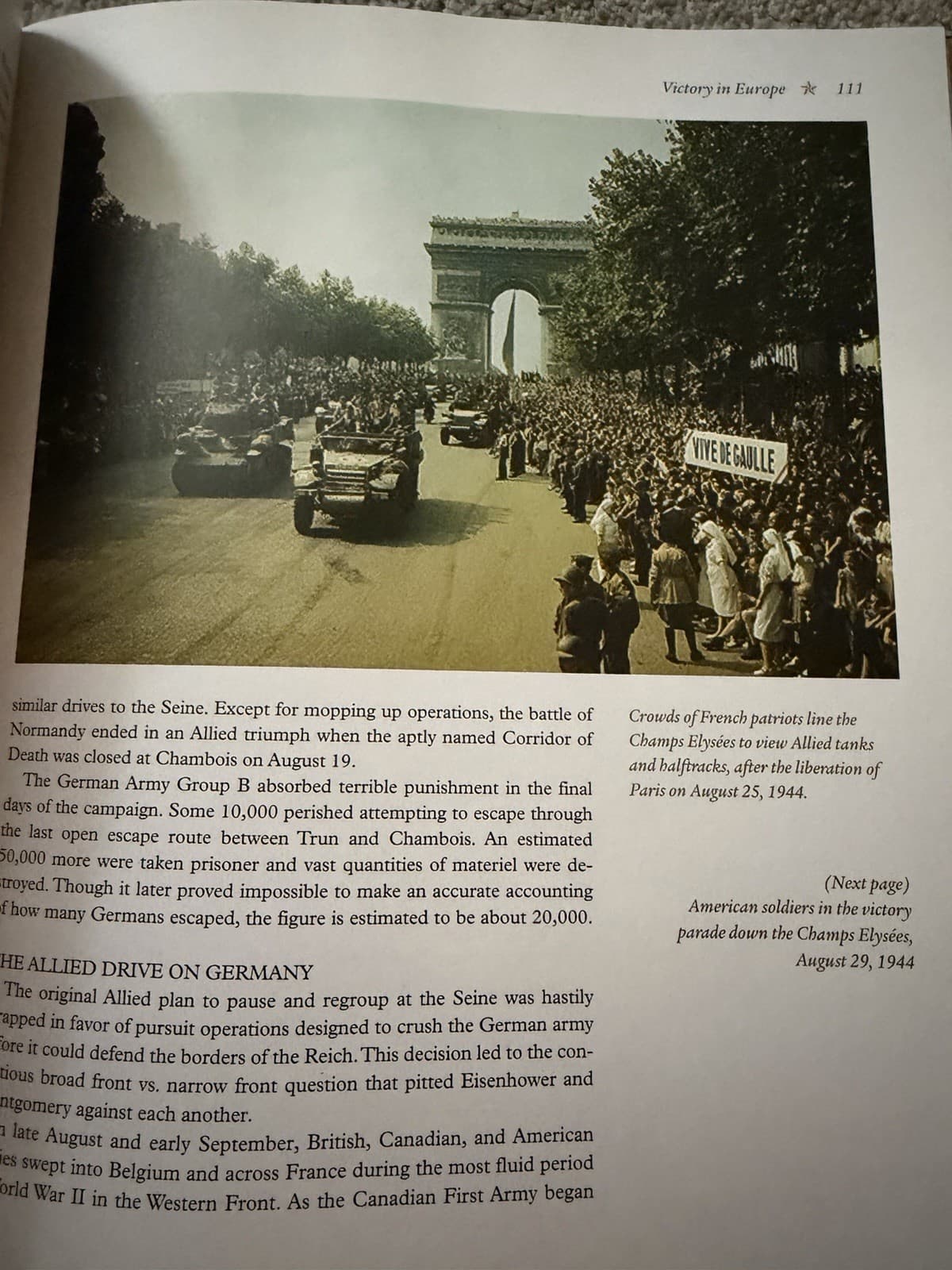 The World War II Memorial: A Grateful Nation Remembers – First Edition - Thumbnail 7