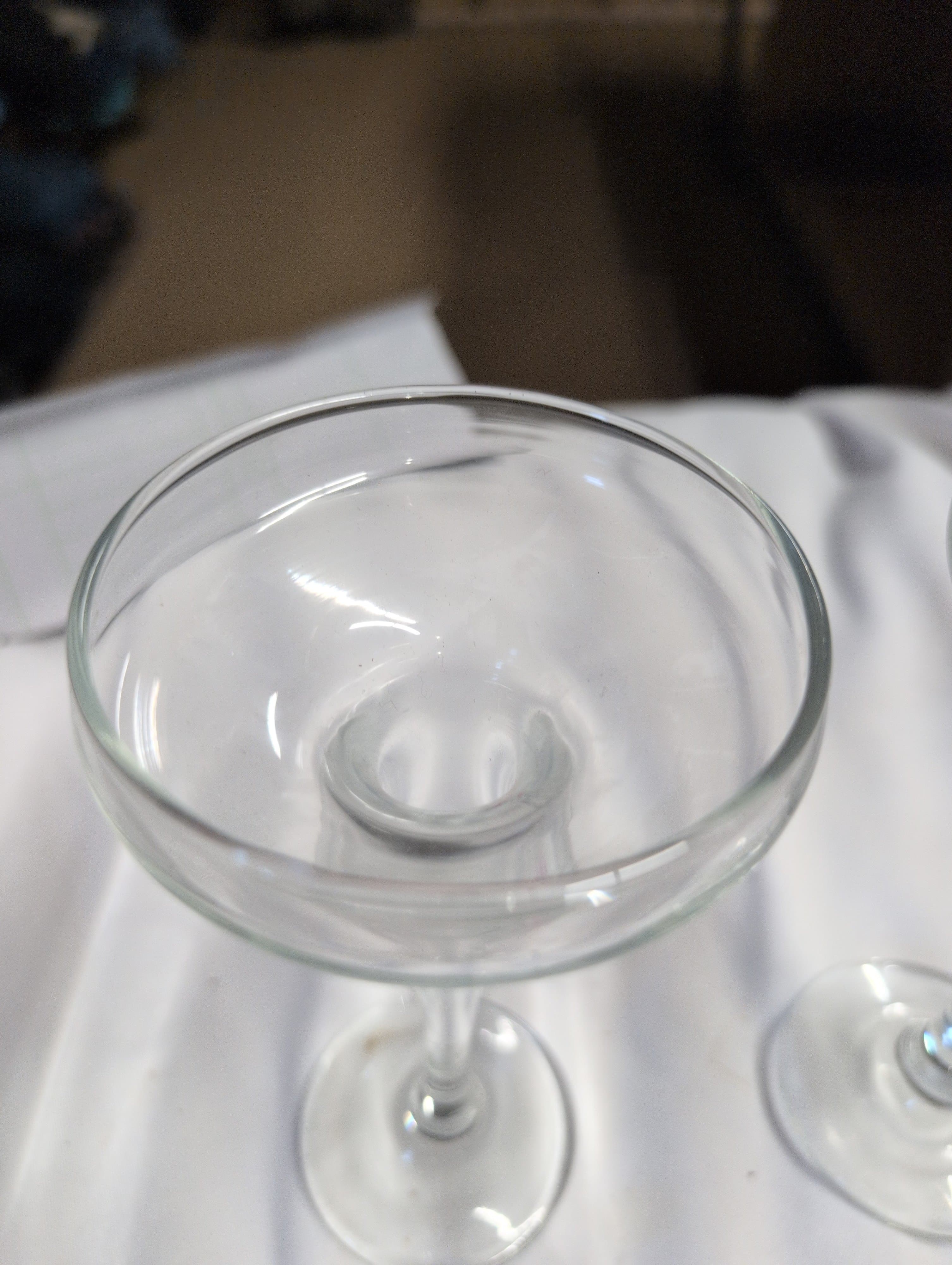 Set of 2 Clear Glass Champagne flutes - Thumbnail 2