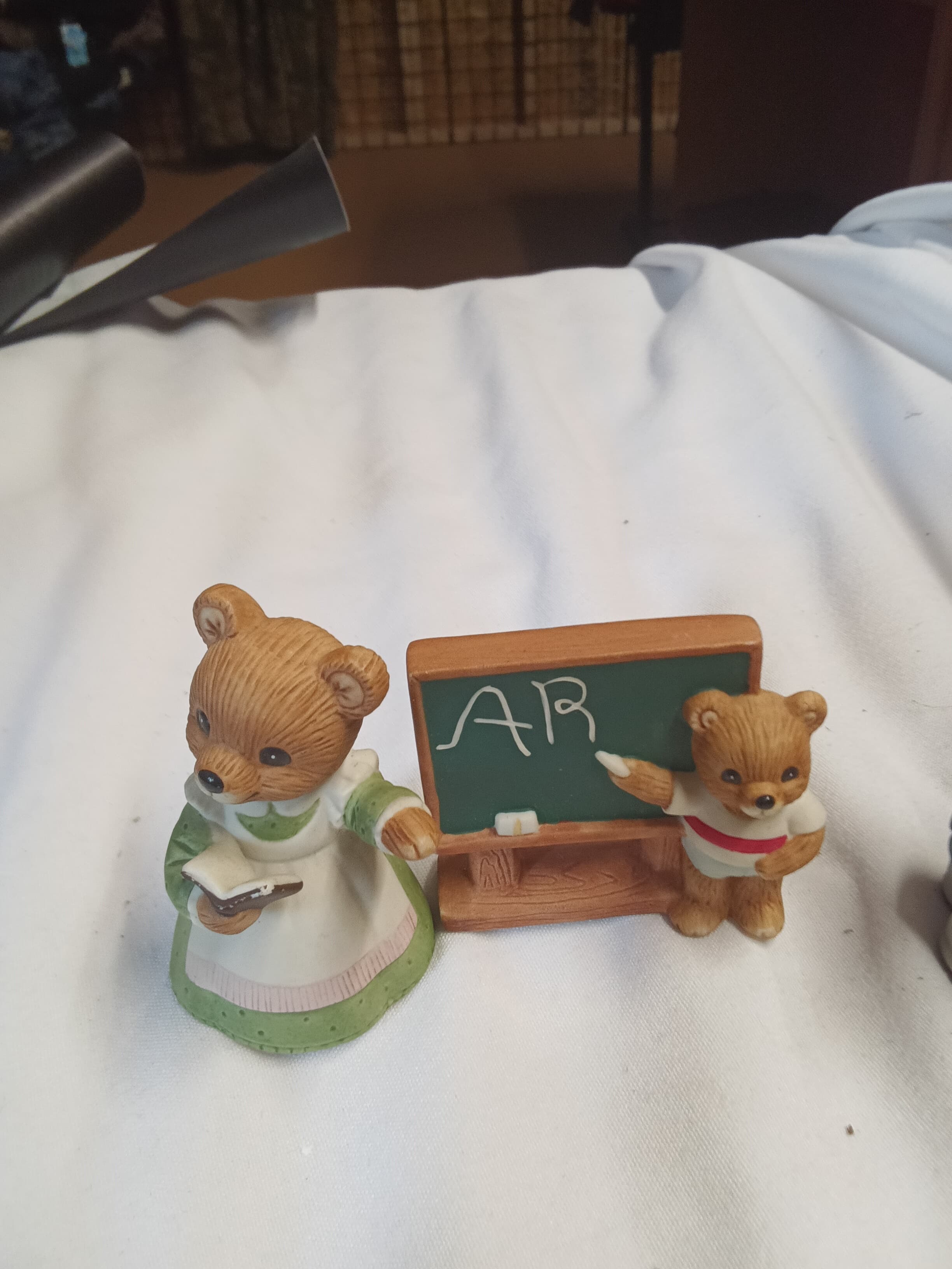 Bear Figurine Set with Blackboard and Instruments - Thumbnail 2