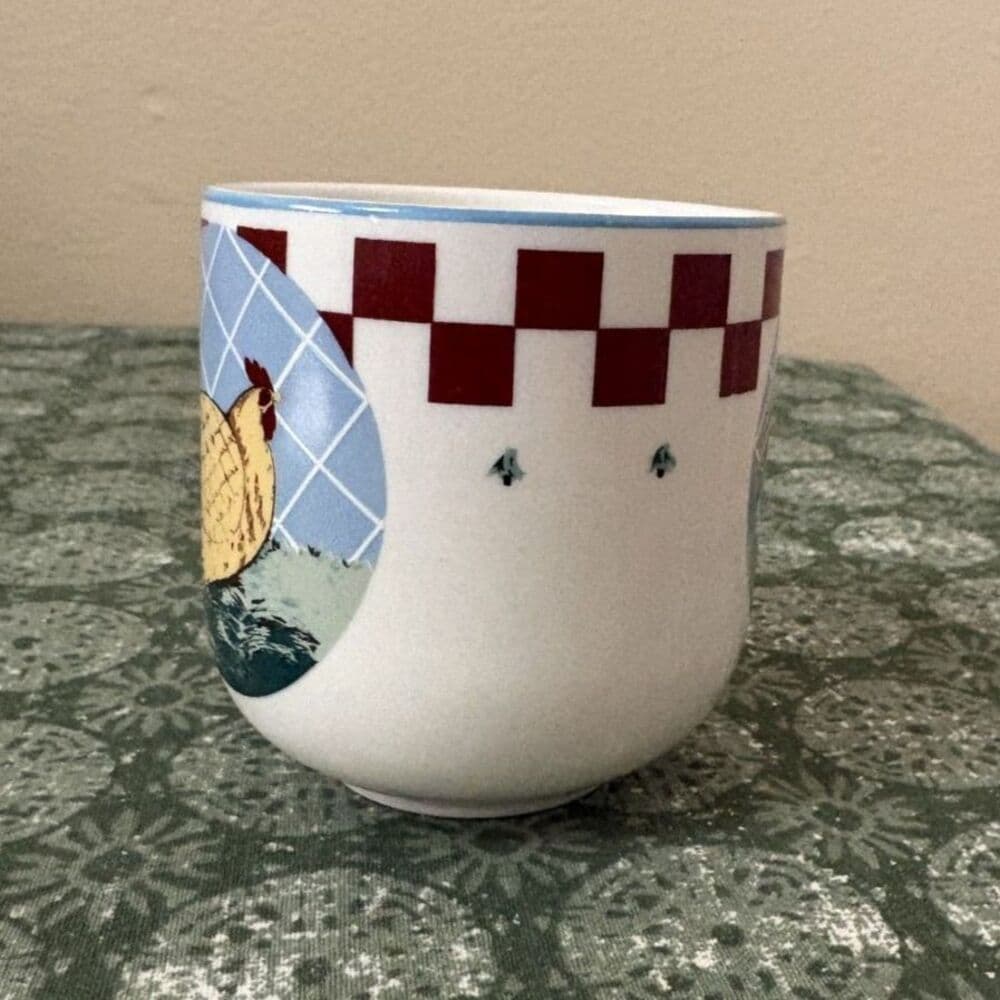 Farmhouse Rooster Classic Cottage Mug Illustration - Thumbnail 4