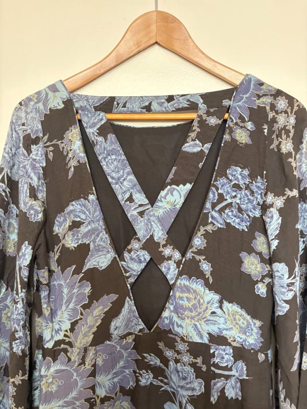 Free People Melrose Floral Bell Sleeve Backless Maxi Dress - Thumbnail 5
