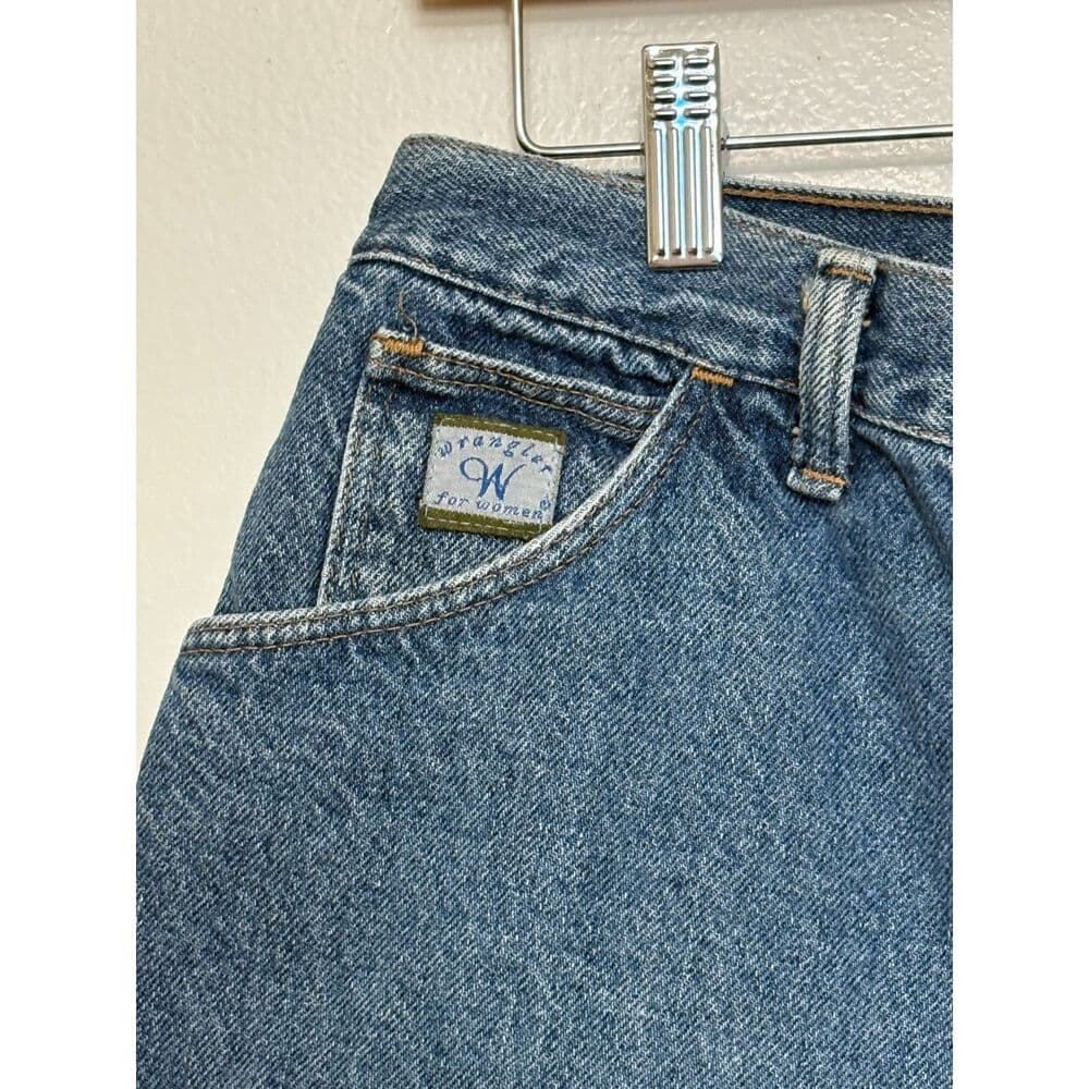 Wrangler for Women Vintage Denim Mom Jean Shorts Size 16-18 - Thumbnail 3
