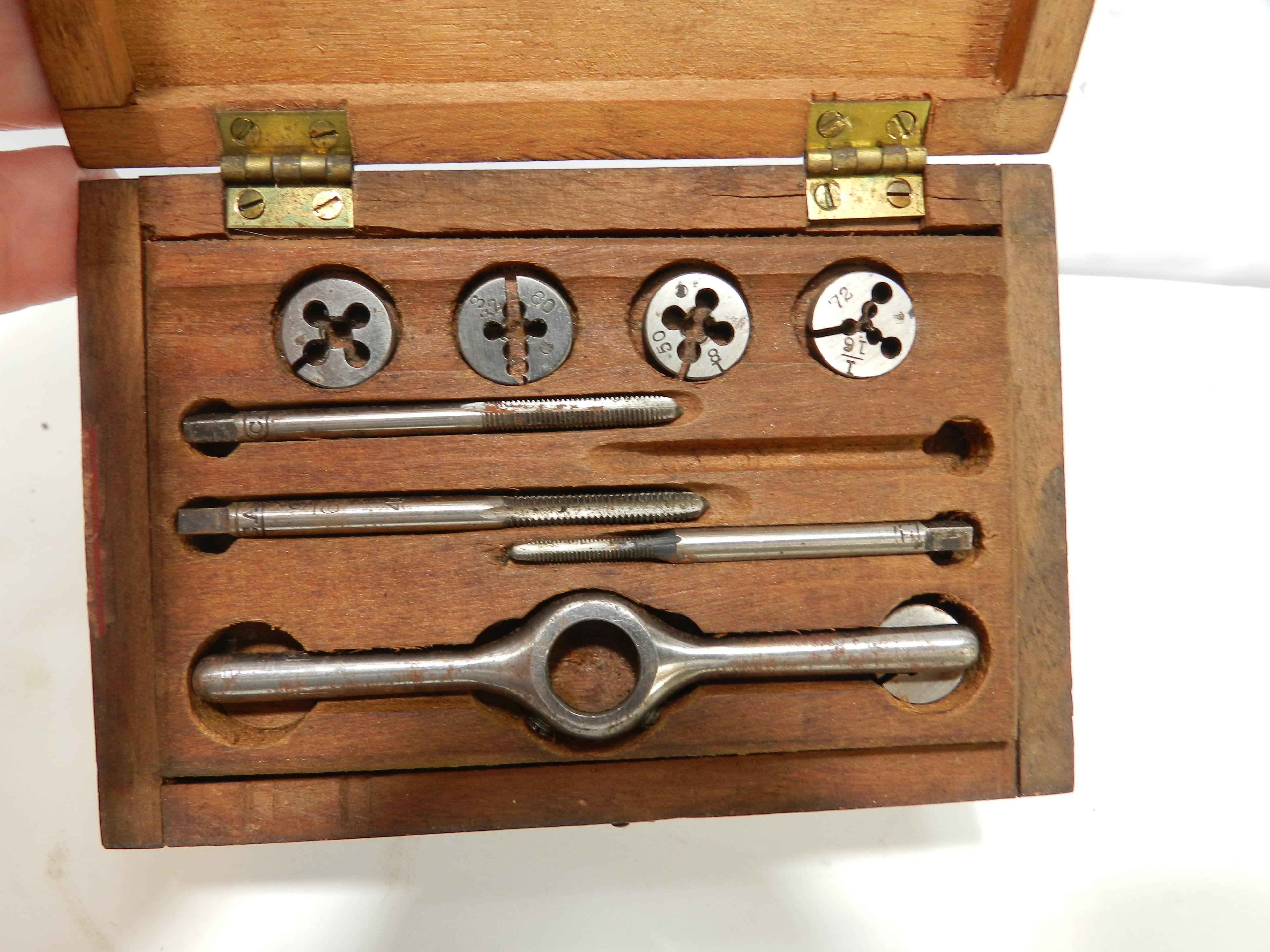 Vintage Watchmakers Jewelers S.W Card Manufacturing Tap And Die Set (P40J) - Thumbnail 8