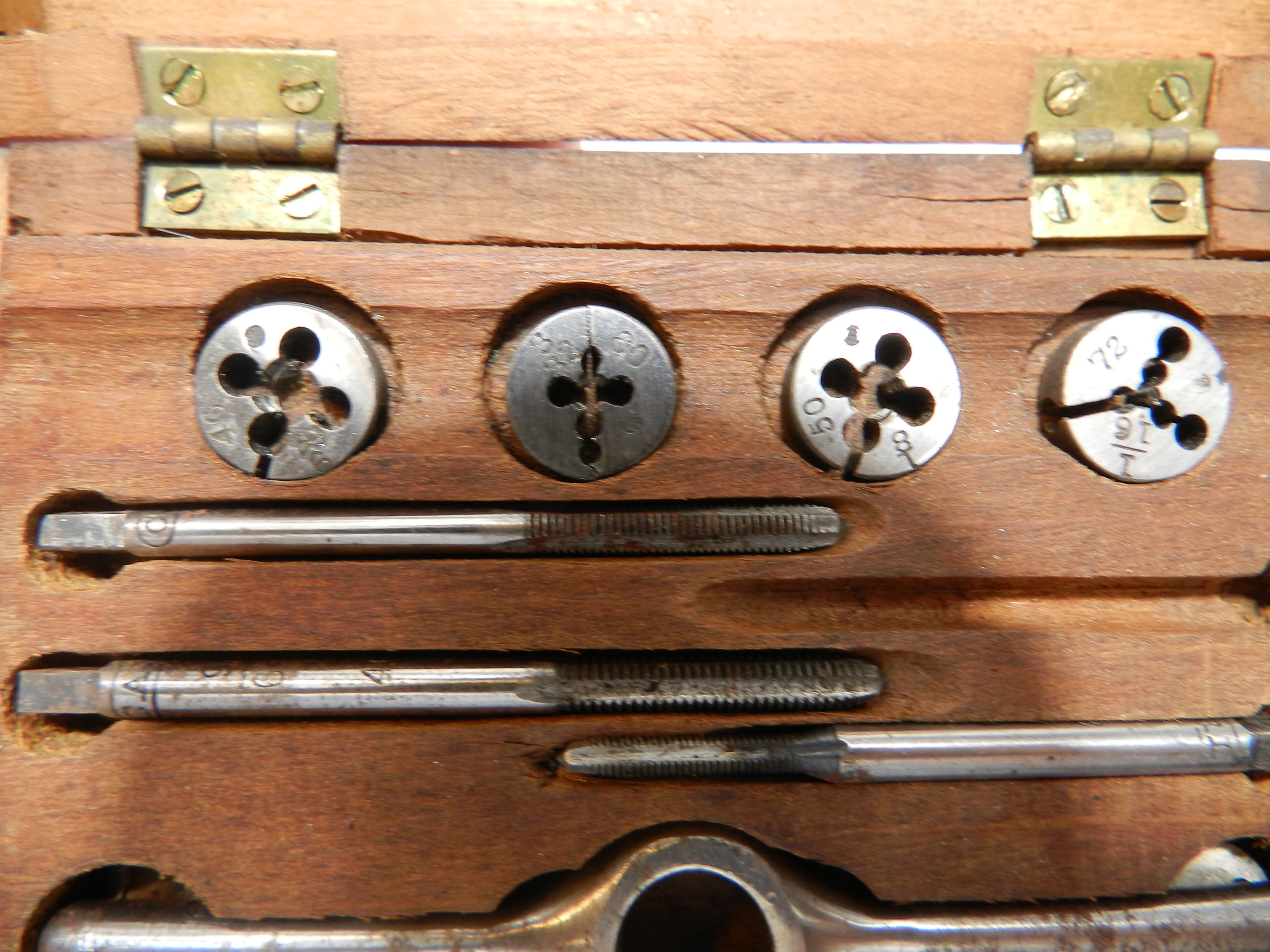 Vintage Watchmakers Jewelers S.W Card Manufacturing Tap And Die Set (P40J) - Thumbnail 9
