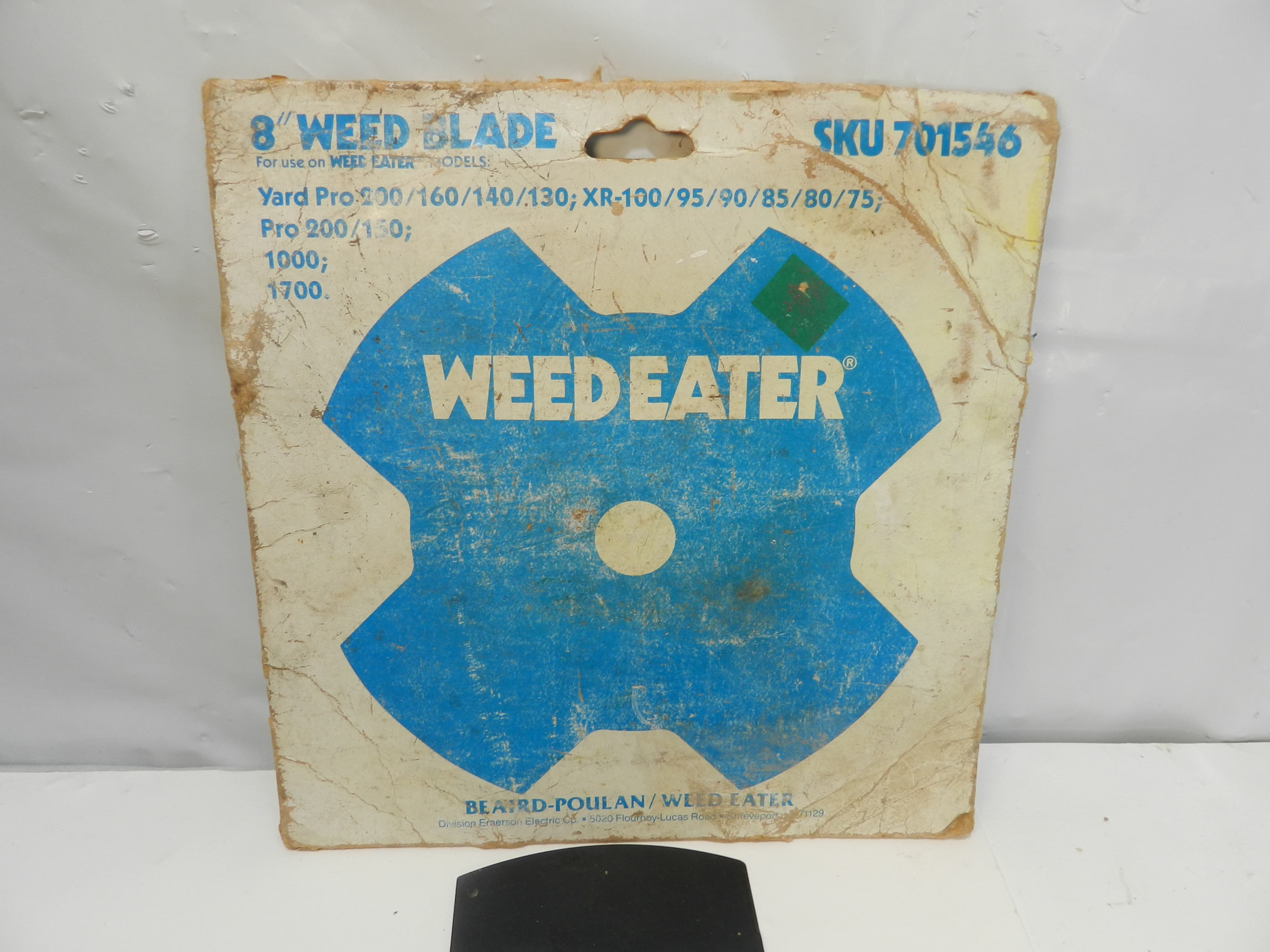 Poulan / Weed Eater 701546 8" Weed Eater Blade - Reversible Yard Pro (P42J) - Thumbnail 4