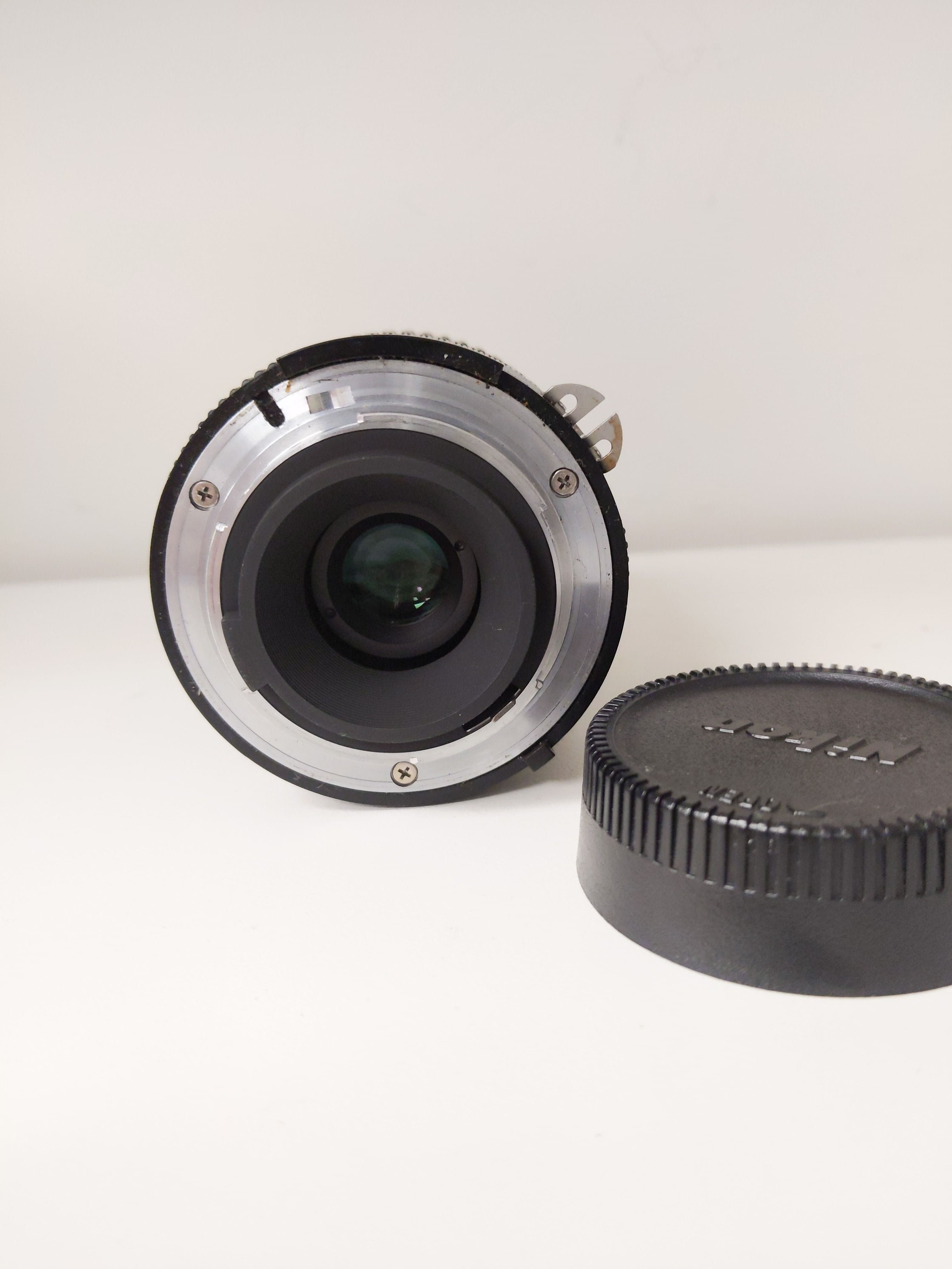 Nikon Zoom Nikkor AI 35-70mm f/3.3-4.5 Lens (Nikon F mount) #0982 - Thumbnail 3