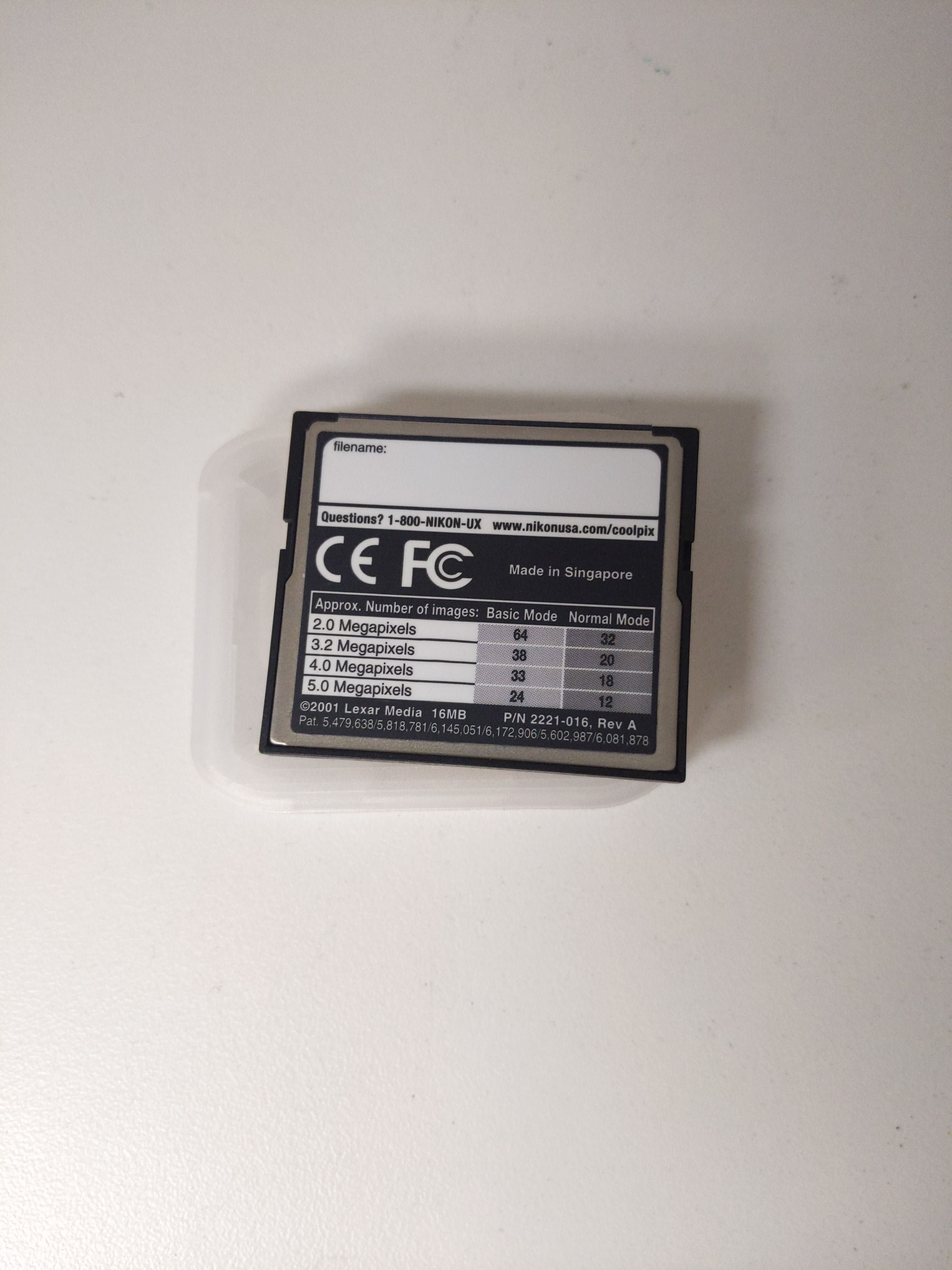 Lexar Nikon Coolpix Starter Memory Card Compact Flash (16MB) w/ Case #0986 - Thumbnail 2