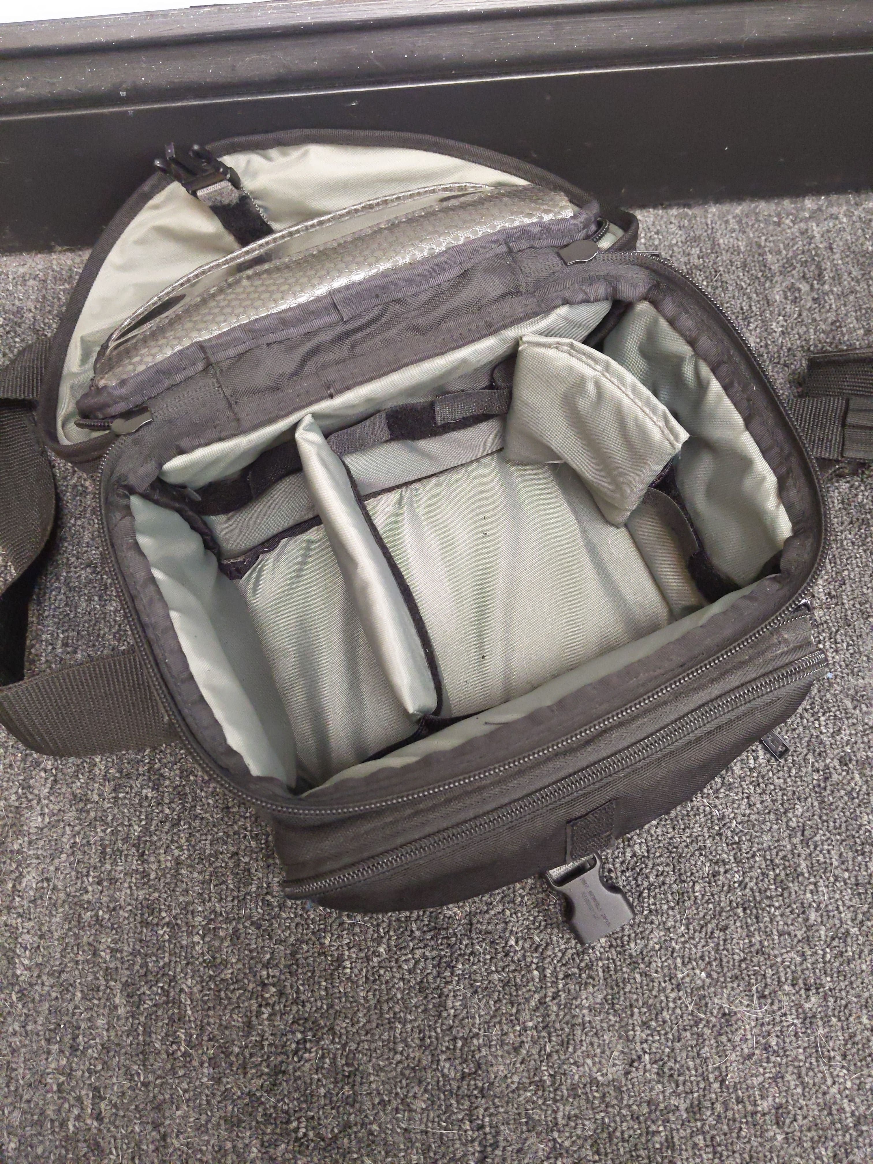 Tamrac System 2 Camera Bag w/ Dividers #0987 - Thumbnail 2