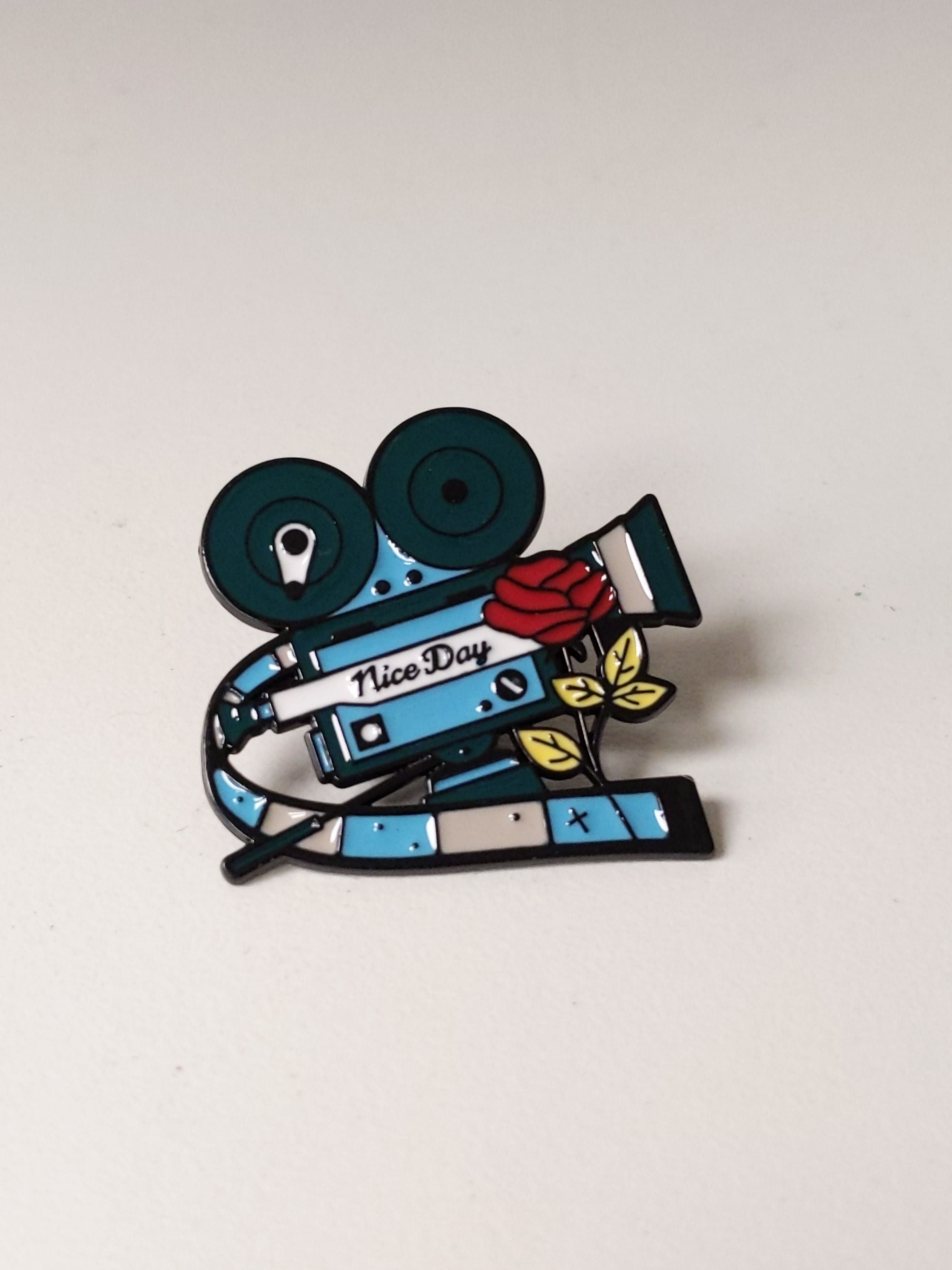 "Nice Day" Teal Movie Camera w/ Rose Enamel Pin #0941