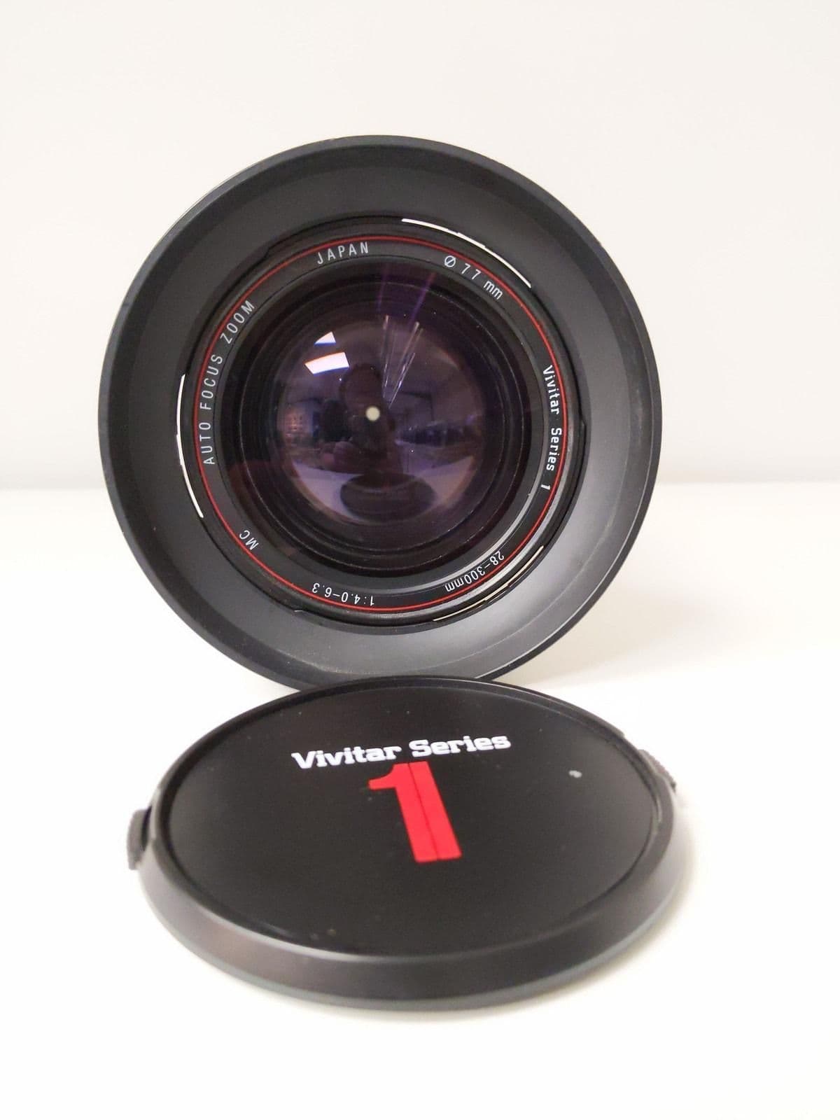 Vivitar Series 1 28-300mm f/4-6.3 Lens w/ Hood (Minolta/Sony A Mount) #0725 - used-and-fully-functioning - Thumbnail 2