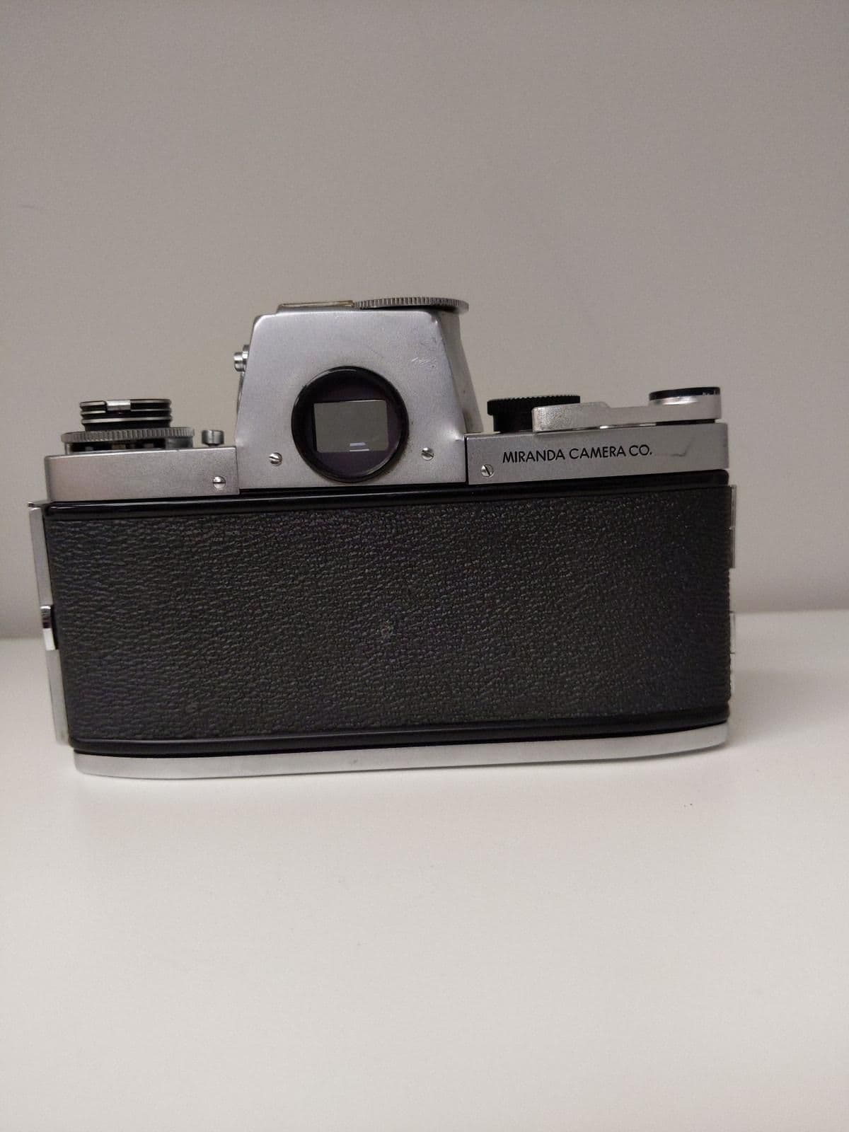 Miranda G 35mm Film Camera w/ T Light Meter (Body Only) #0539 - used-and-fully-functioning - Thumbnail 2