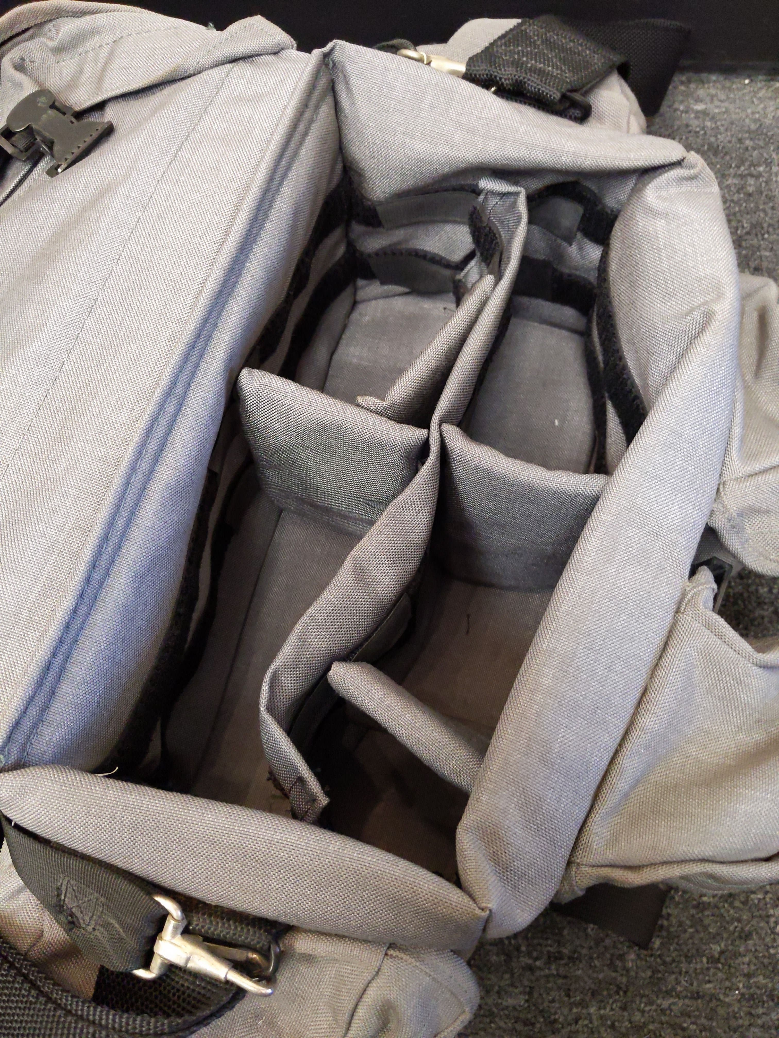 Tenba Equa Shoulder Camera Bag w/ Dividers (Grey) #0826 - Thumbnail 3